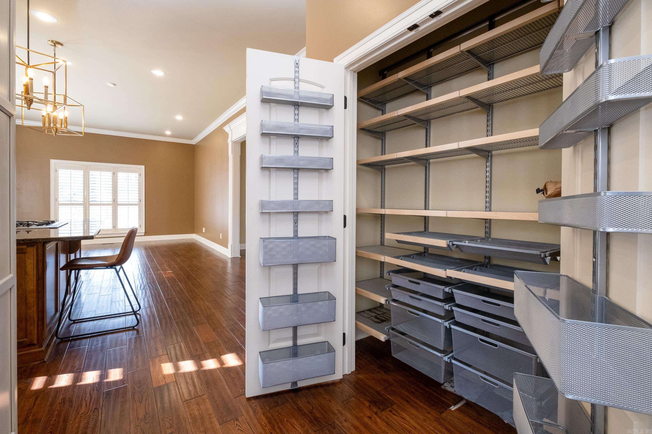 WOODLANDS EDGE - Residential