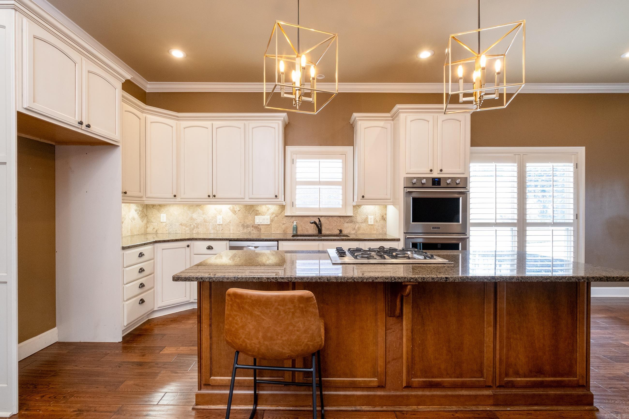 WOODLANDS EDGE - Residential