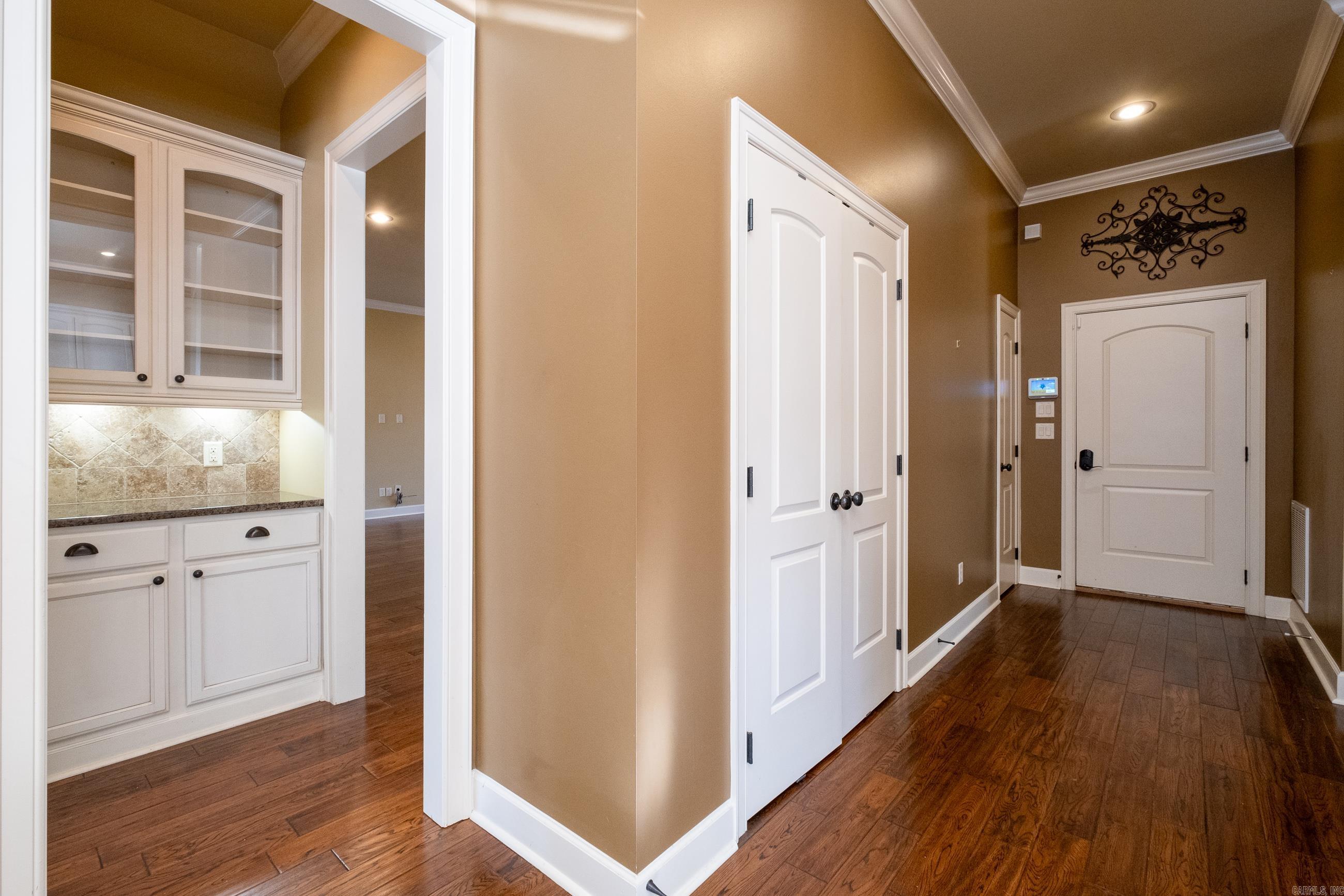 WOODLANDS EDGE - Residential