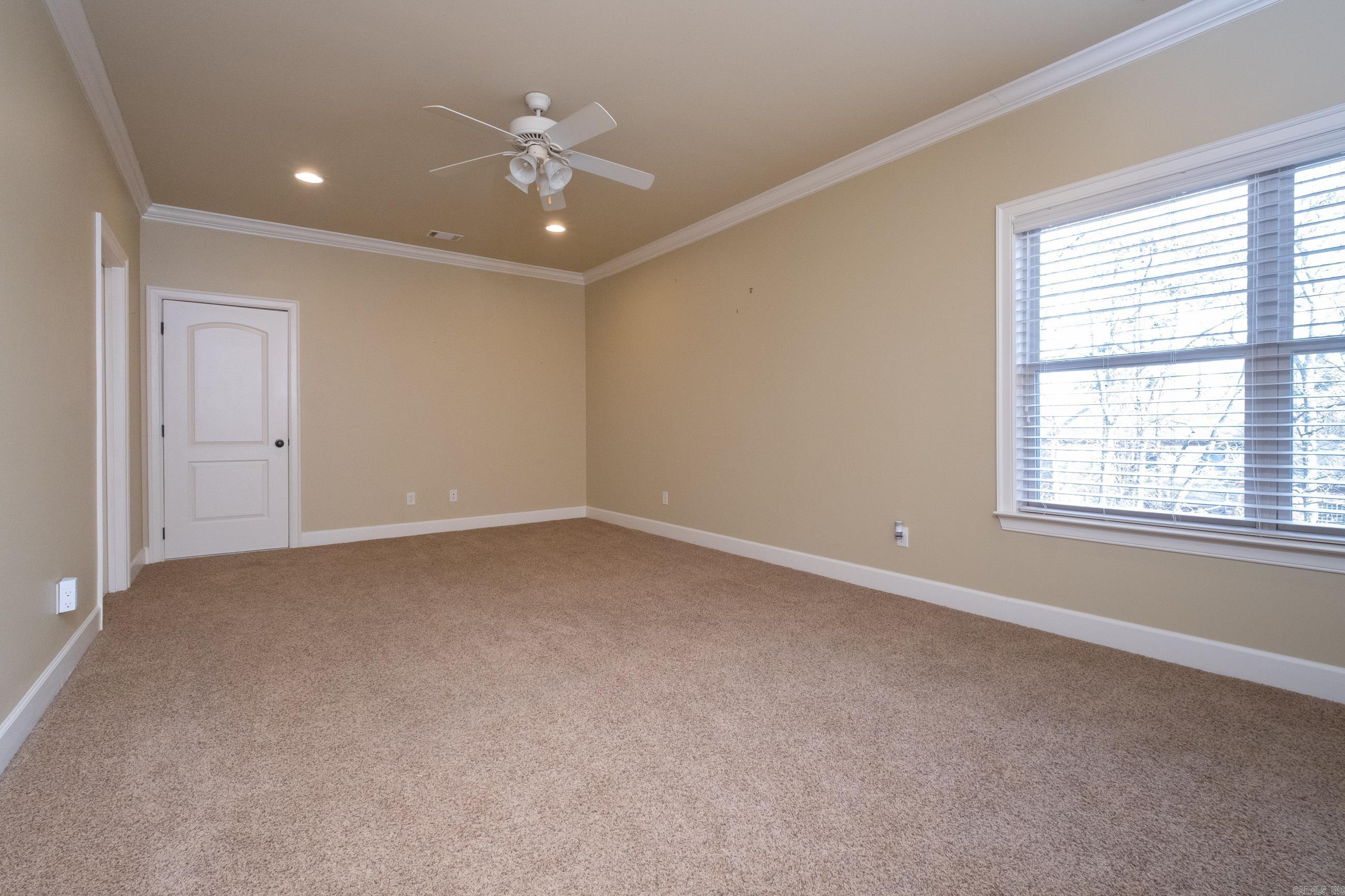 WOODLANDS EDGE - Residential