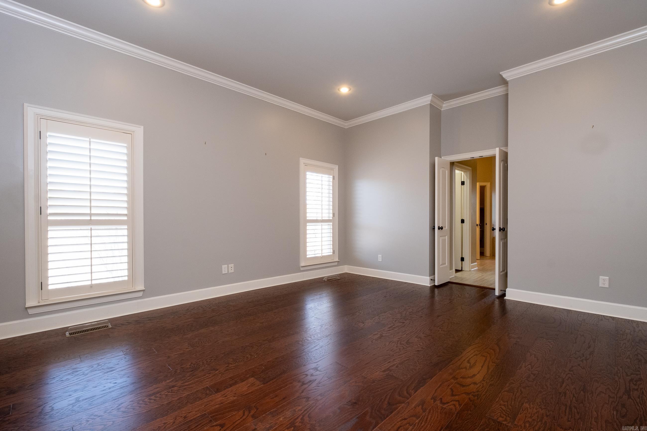 WOODLANDS EDGE - Residential