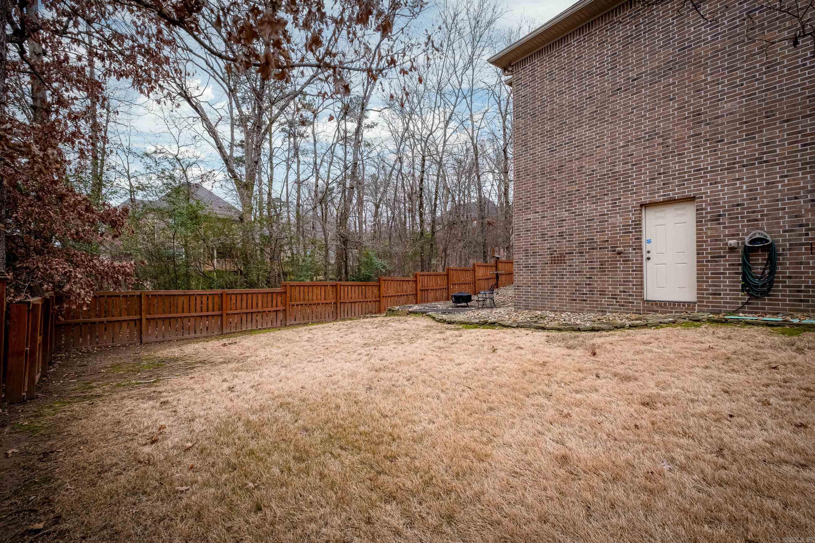 WOODLANDS EDGE - Residential