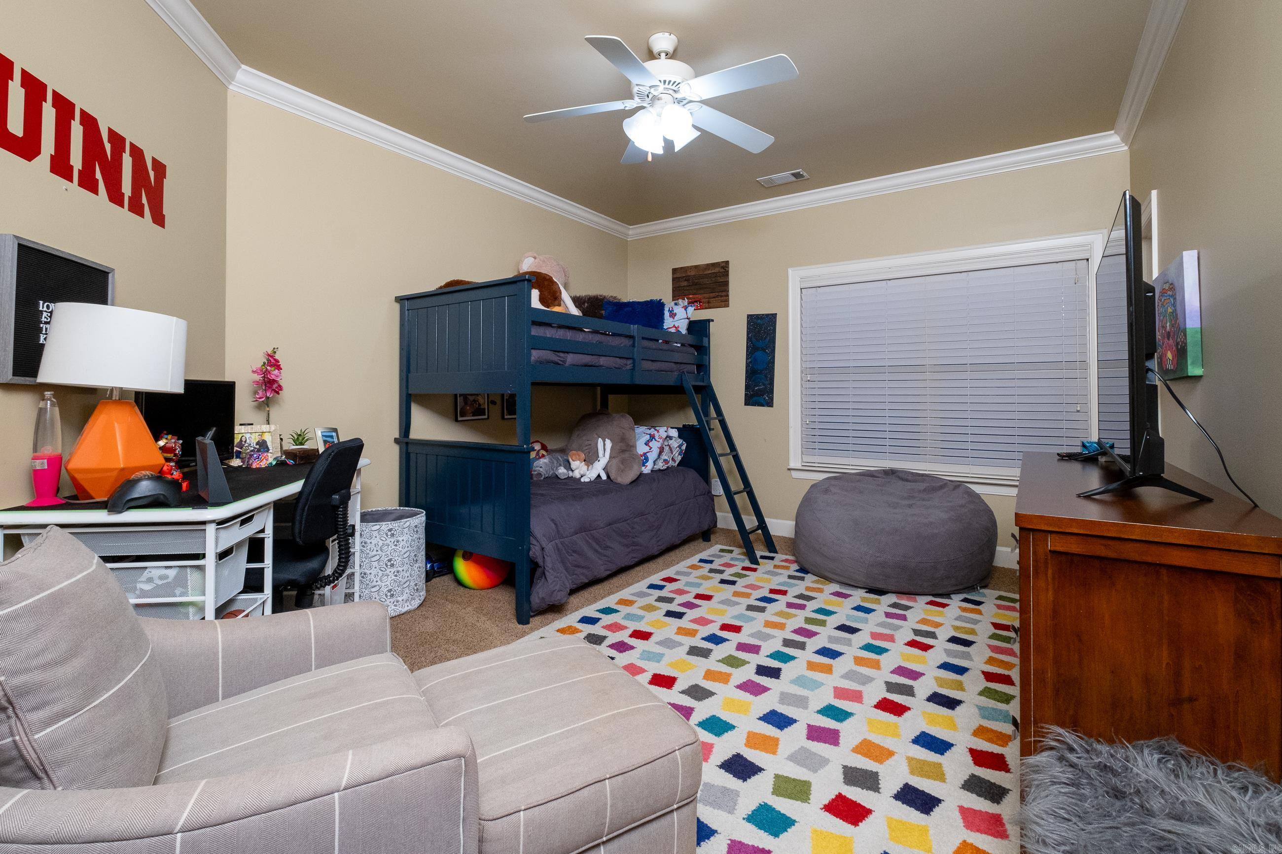 WOODLANDS EDGE - Residential