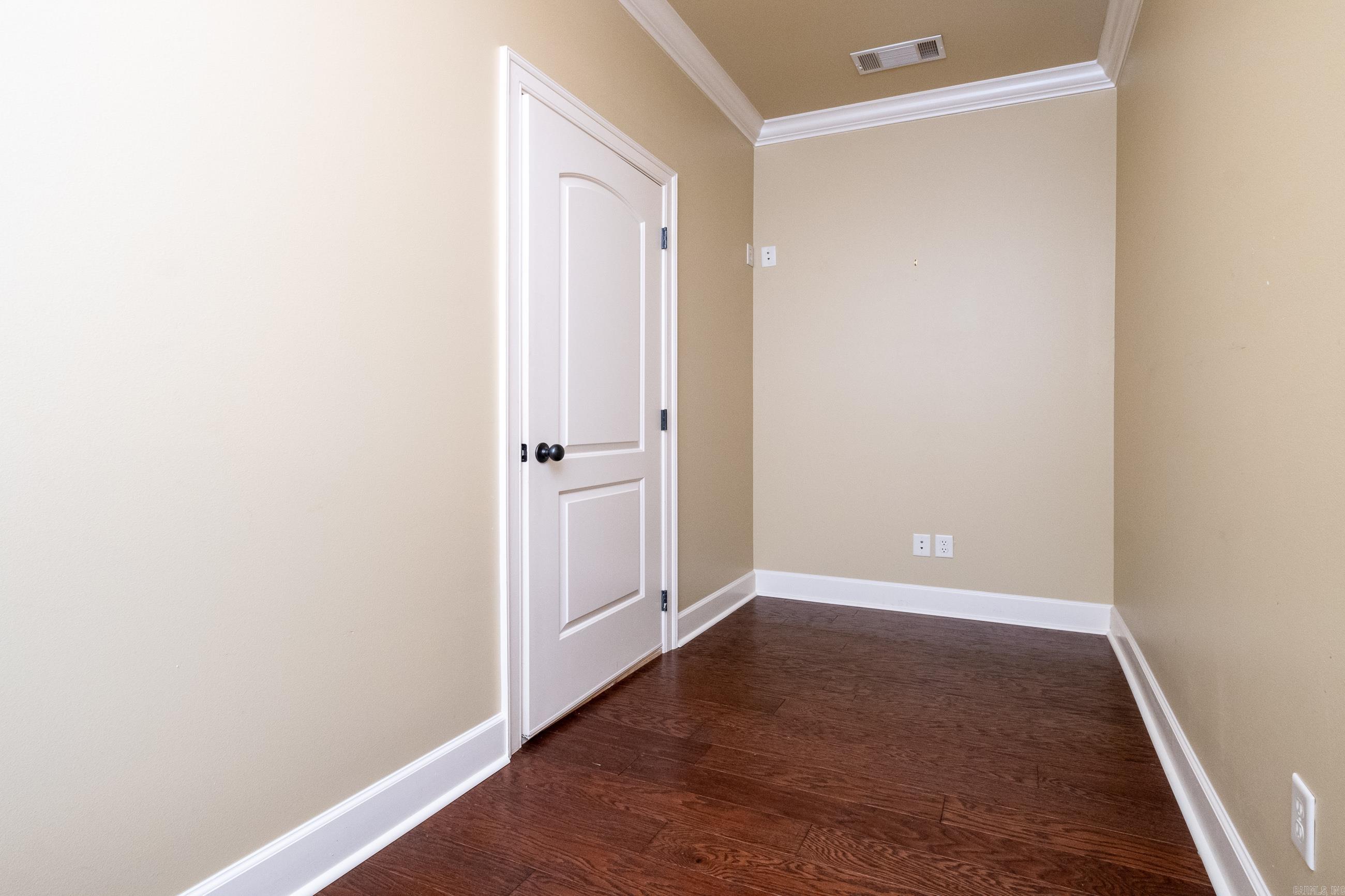 WOODLANDS EDGE - Residential