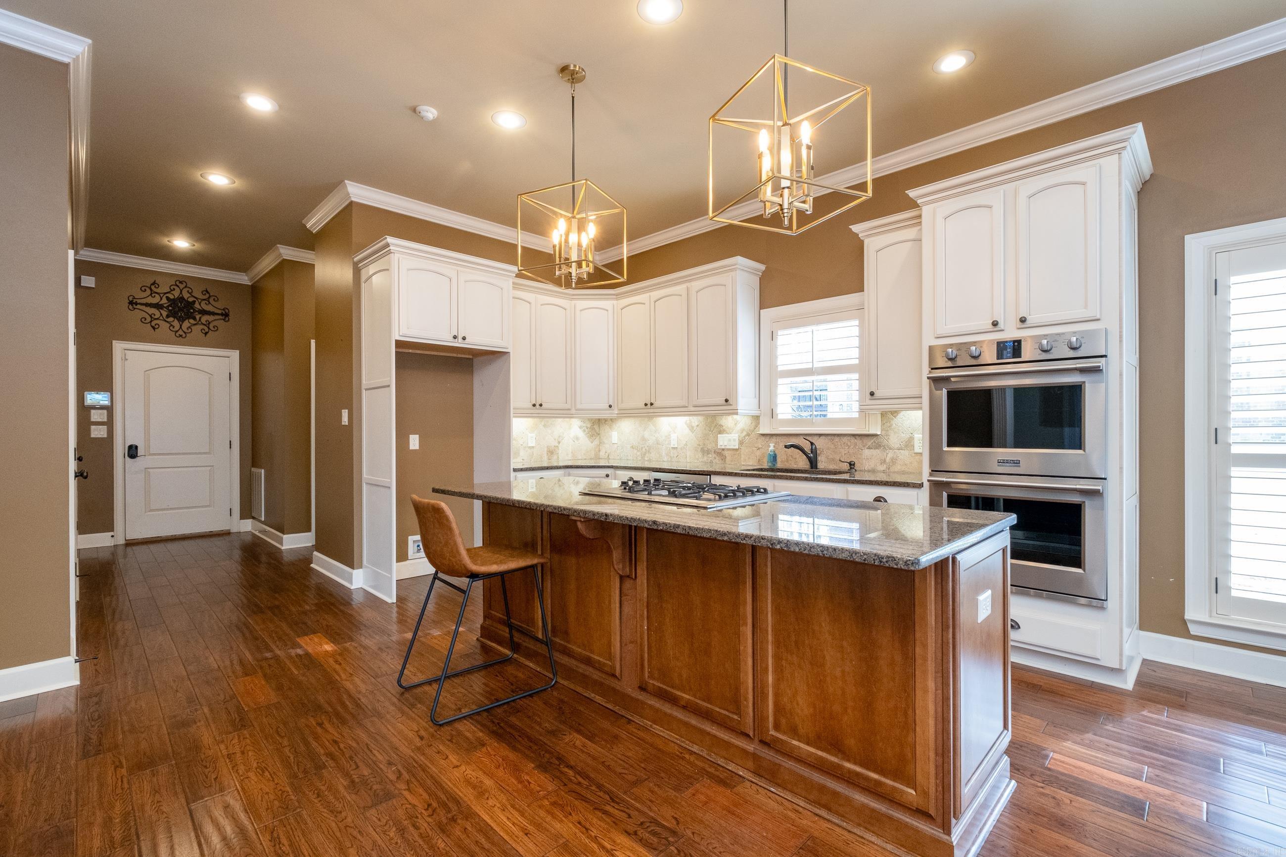 WOODLANDS EDGE - Residential