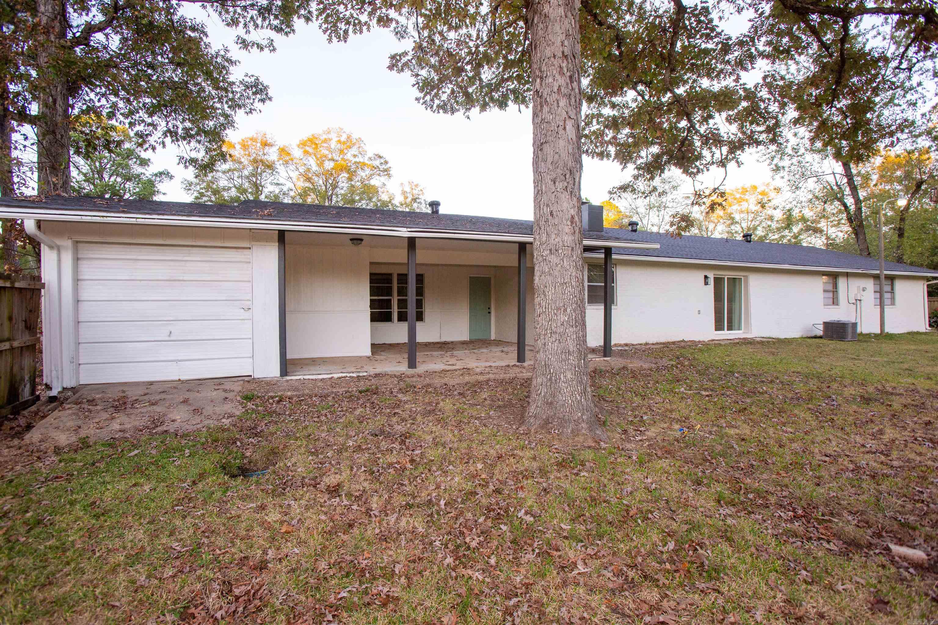 CAMELOT ESTATES - Residential