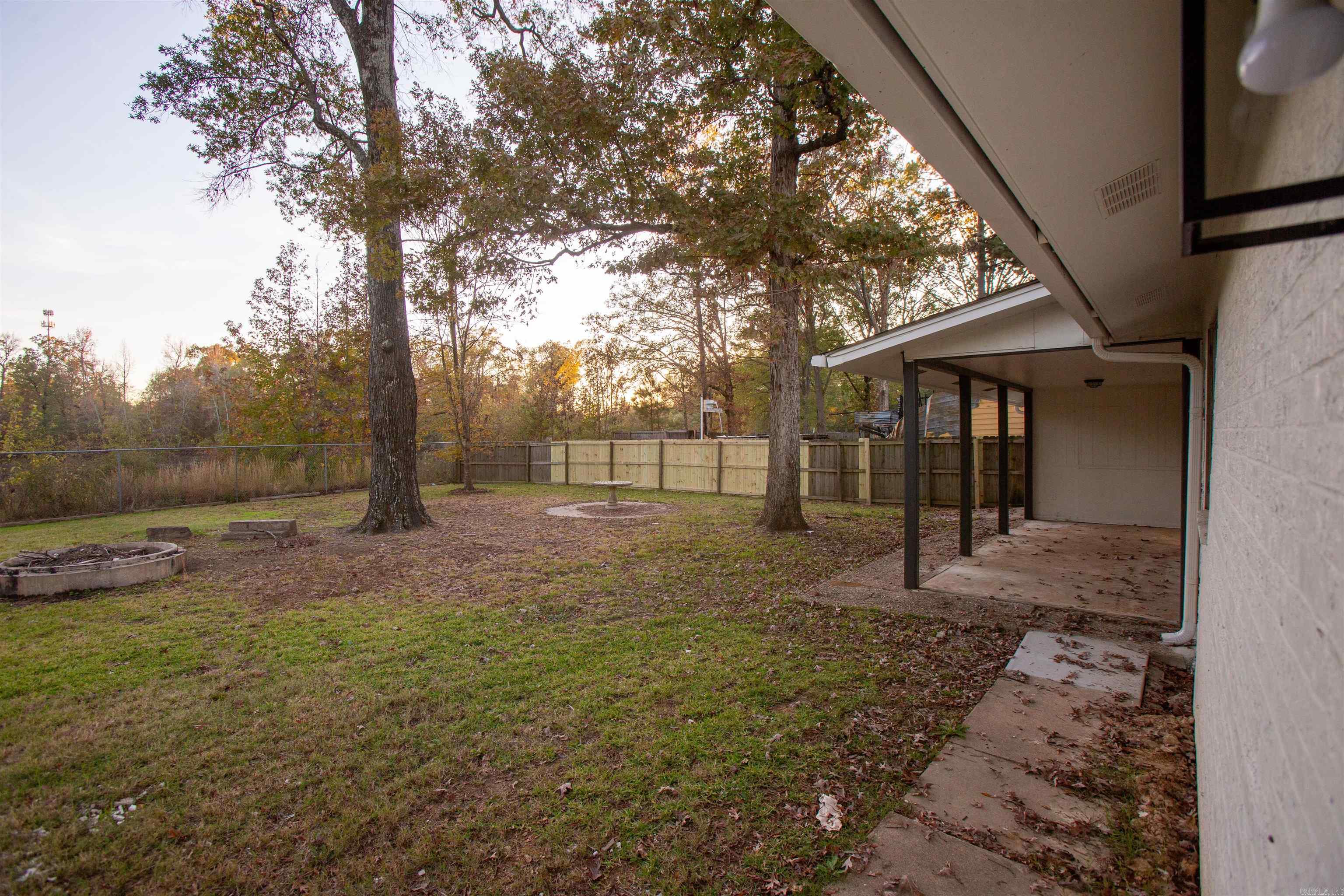 CAMELOT ESTATES - Residential