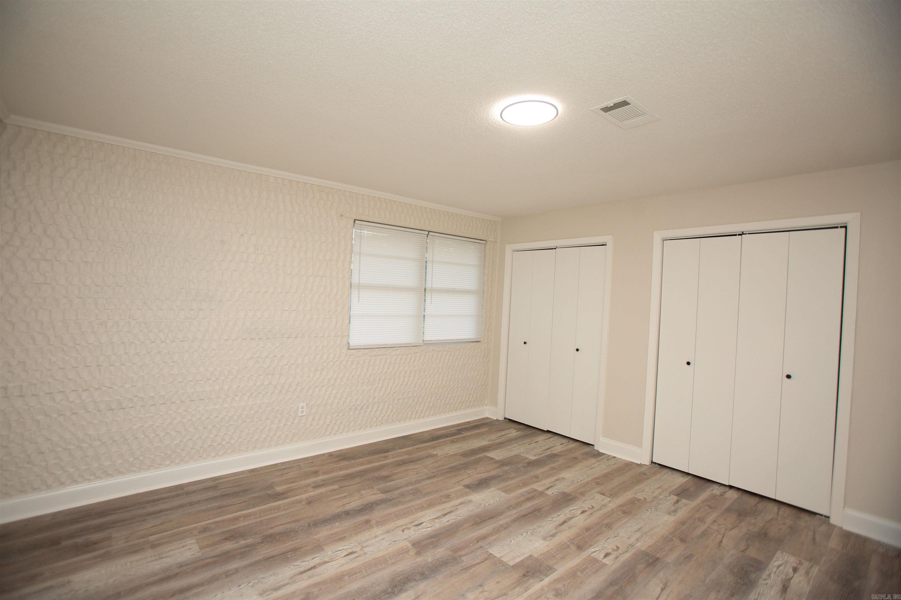 CAMELOT ESTATES - Residential