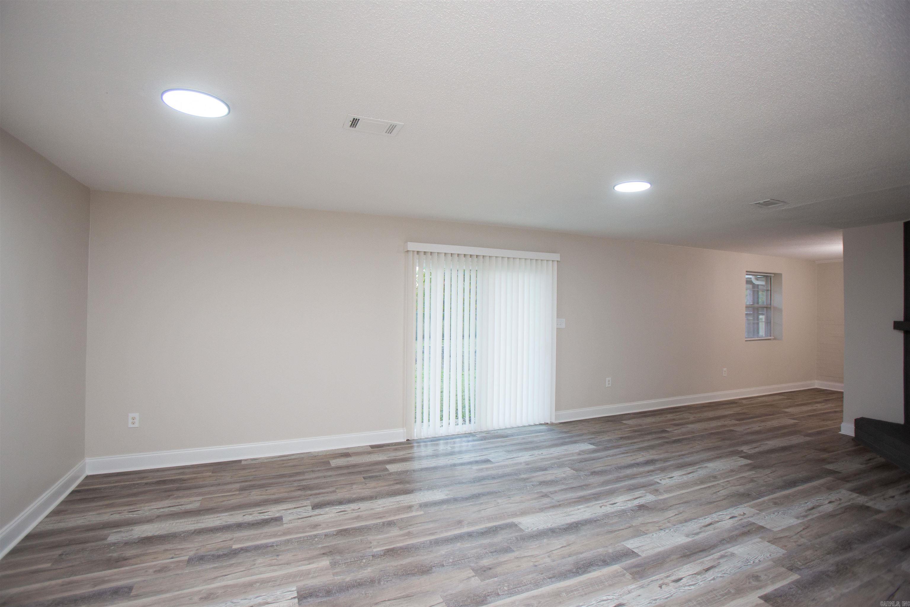 CAMELOT ESTATES - Residential