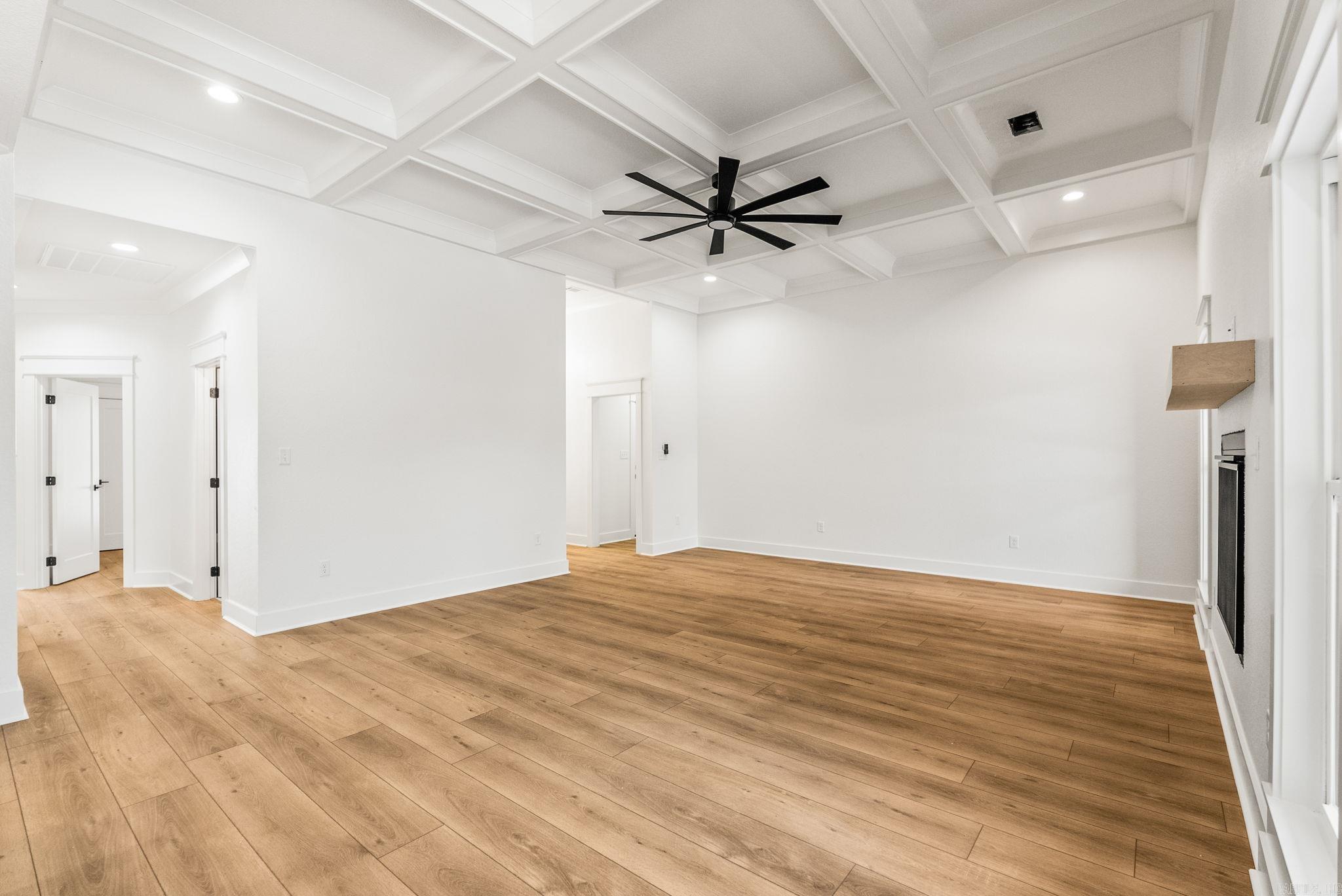 IVY PLACE - Residential