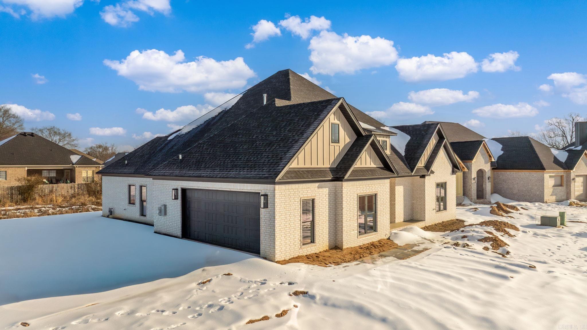 IVY PLACE - Residential