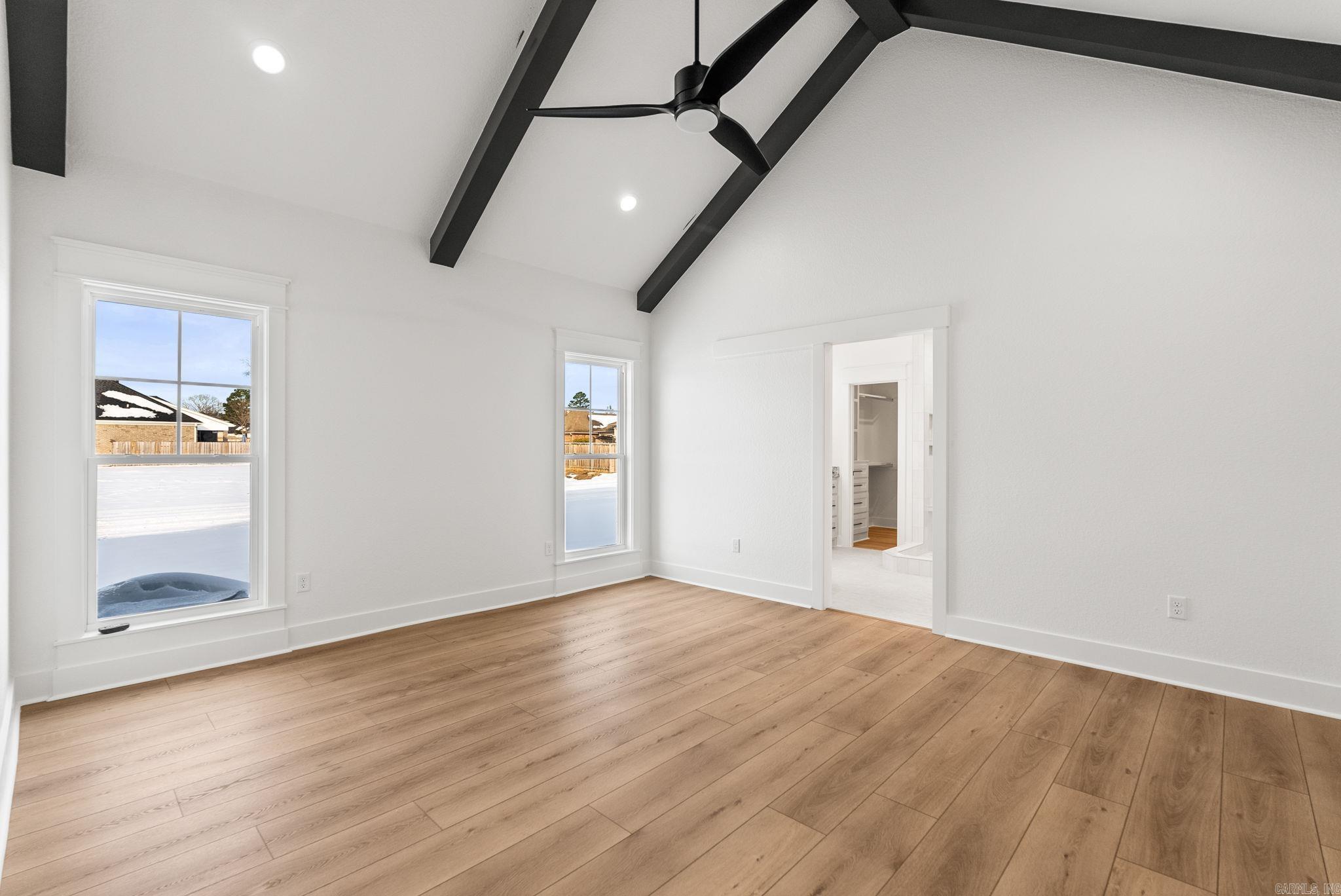 IVY PLACE - Residential