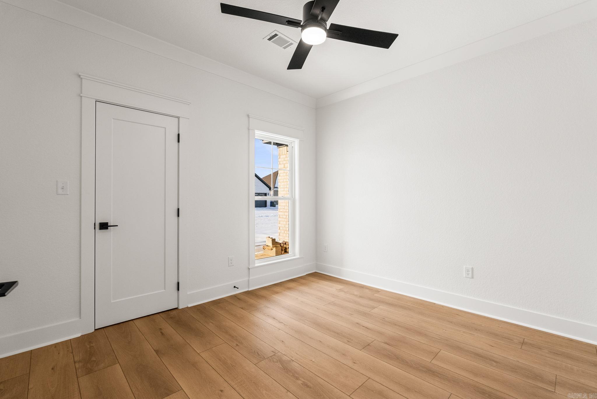 IVY PLACE - Residential