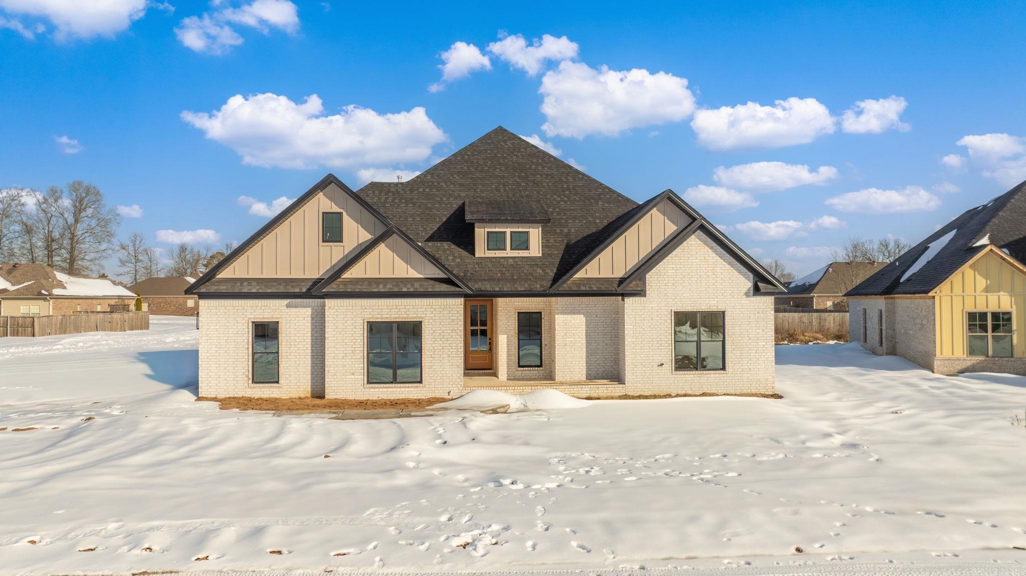 IVY PLACE - Residential