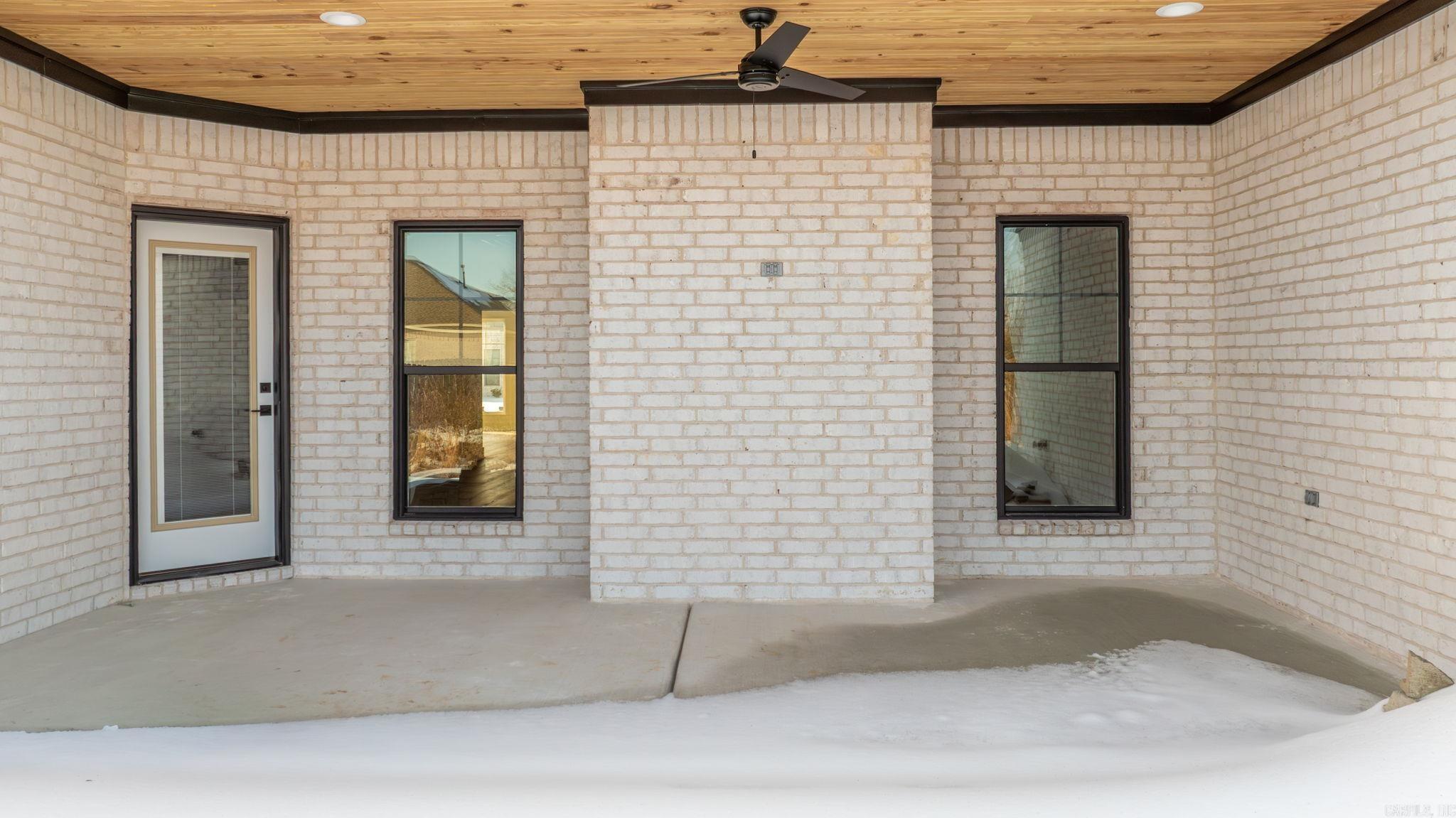 IVY PLACE - Residential