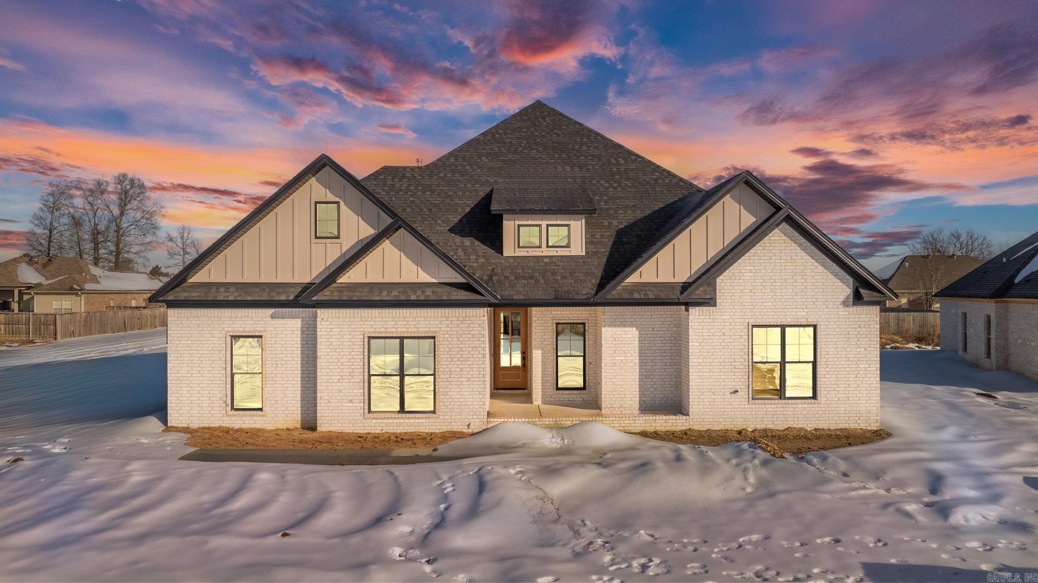 IVY PLACE - Residential