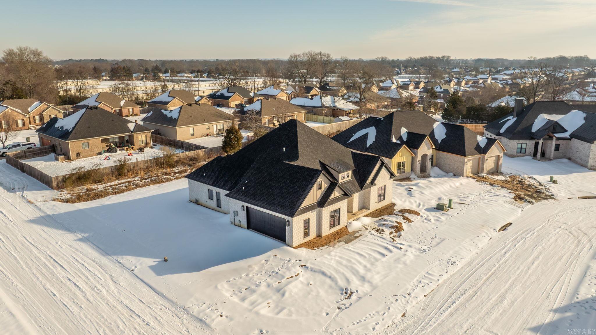 IVY PLACE - Residential