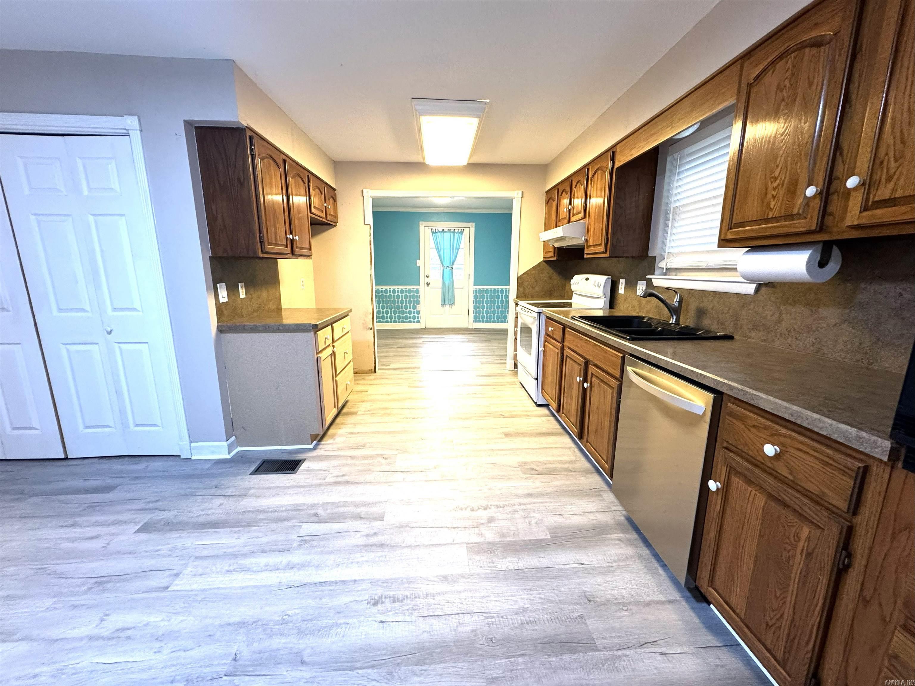 STONELEDGE TO COOK MTN VIL - Residential