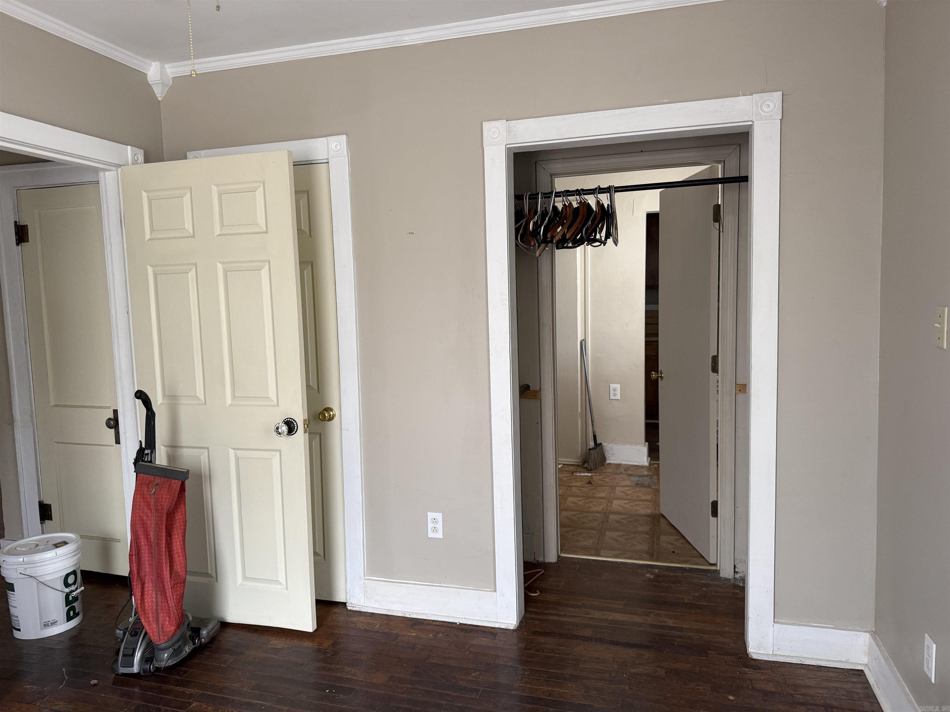 WAYMANS - Residential