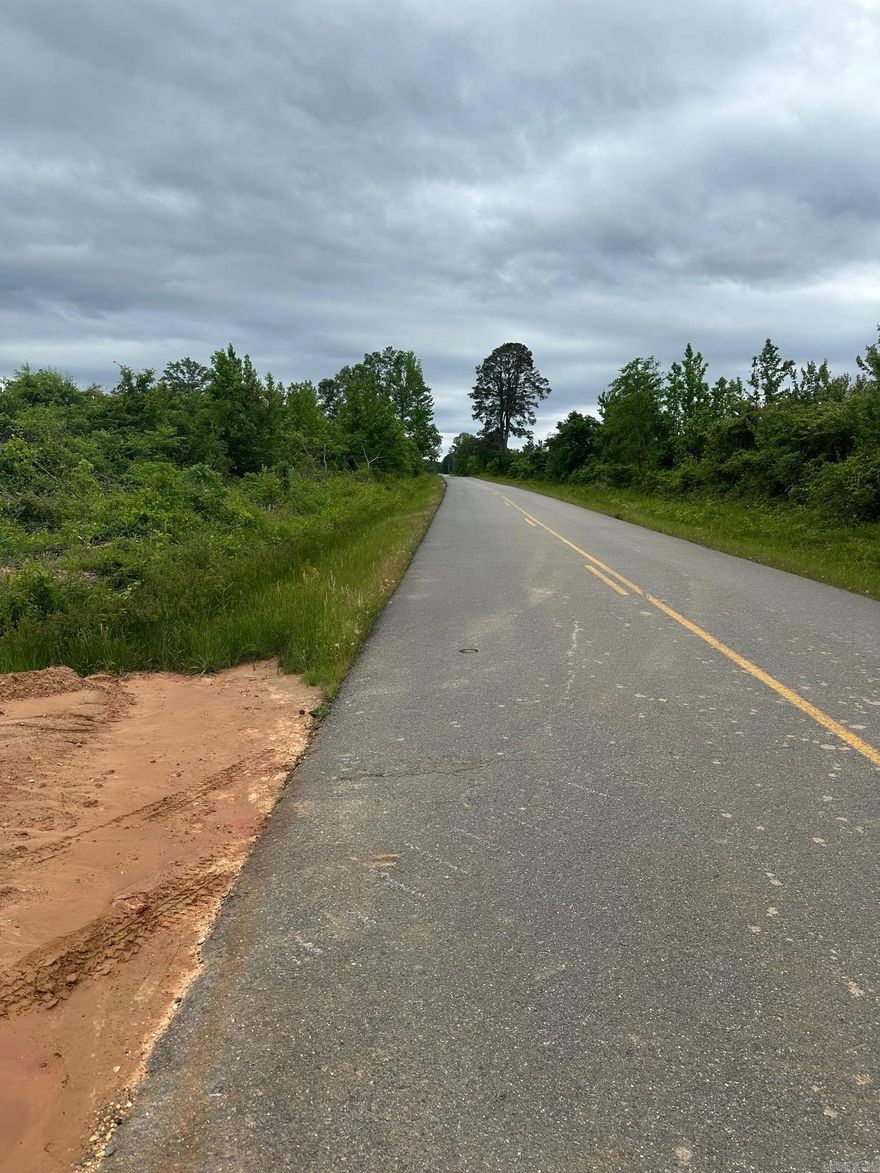 20 acres, GREAT HOMESITE! Utilities available