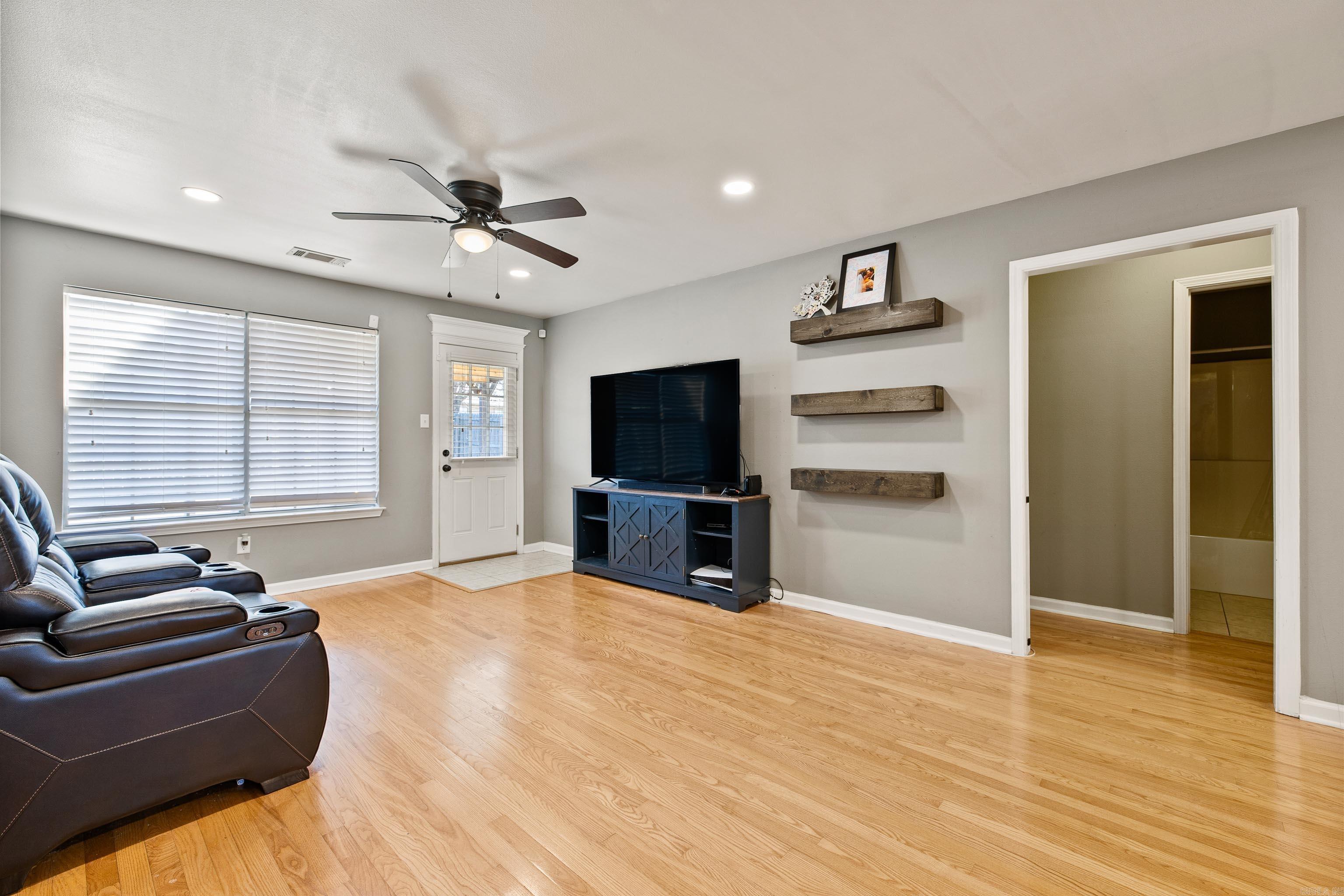 SAINT JOSEPHS GLEN - Residential