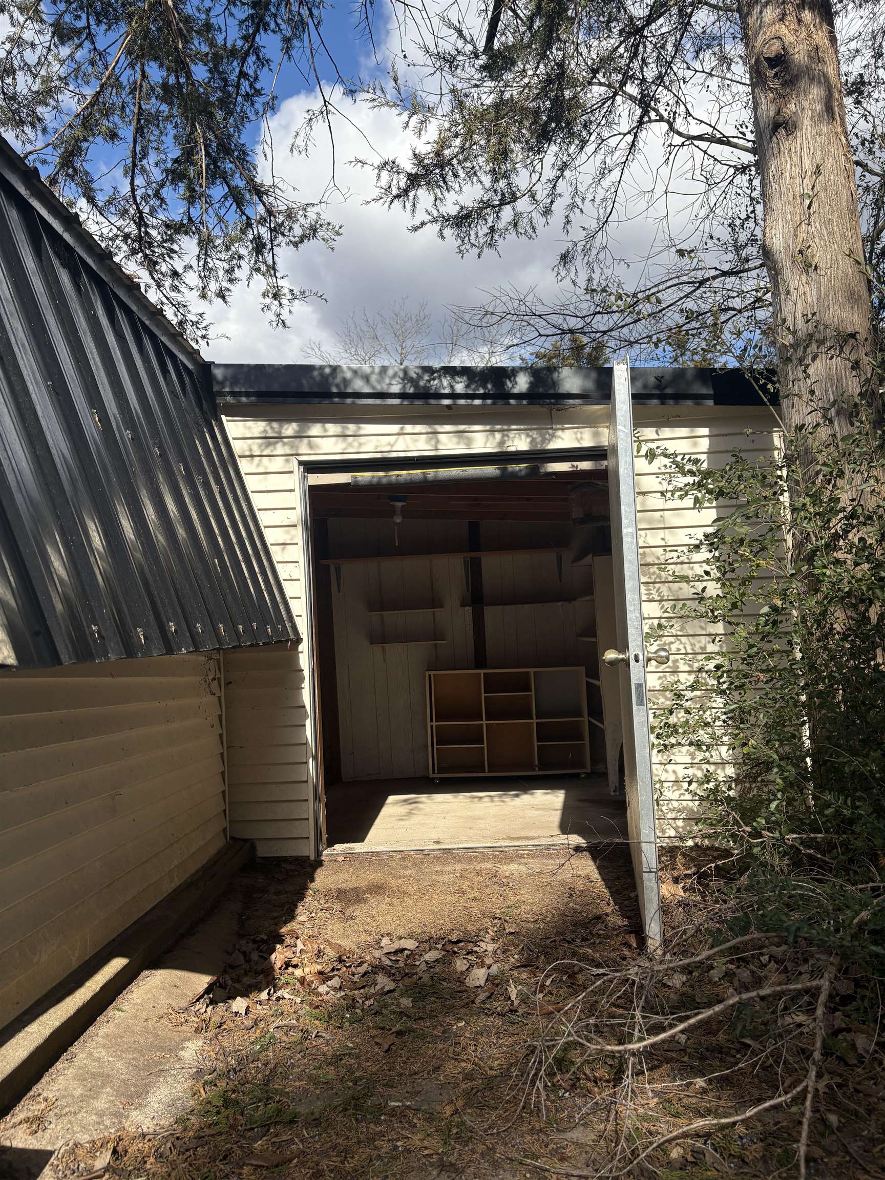 LAKE DIVISION - Residential