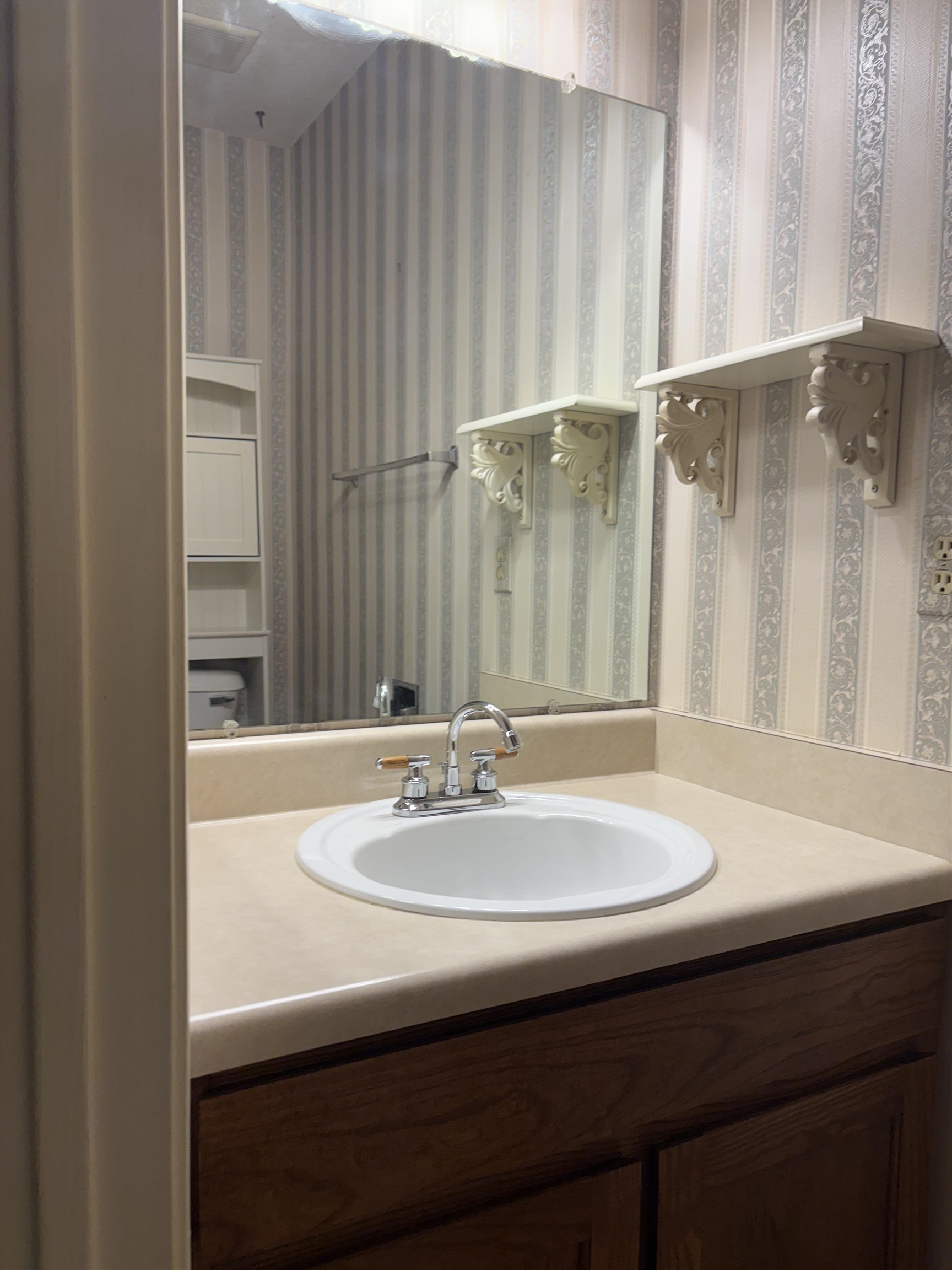 LAKE DIVISION - Residential