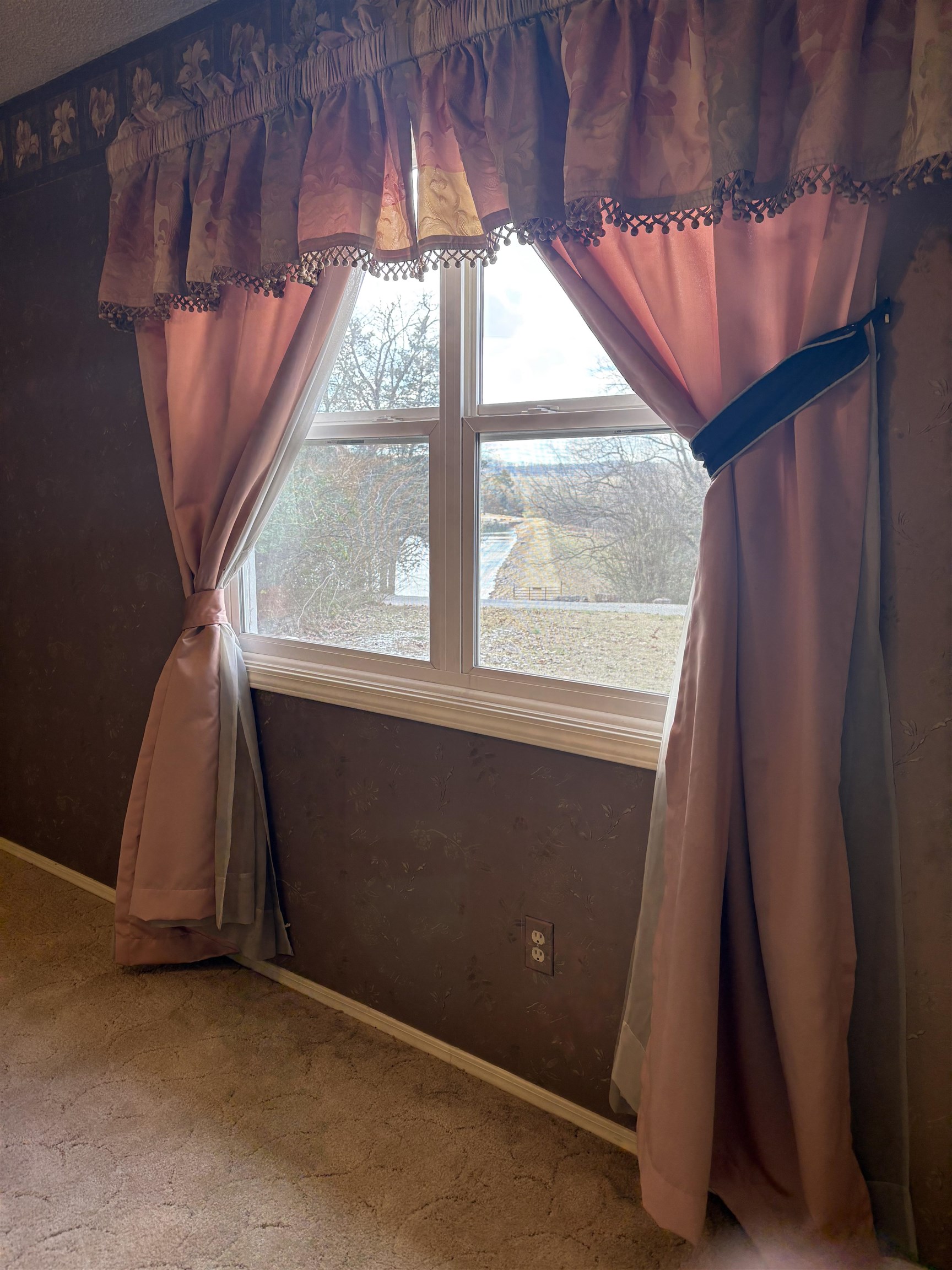 LAKE DIVISION - Residential