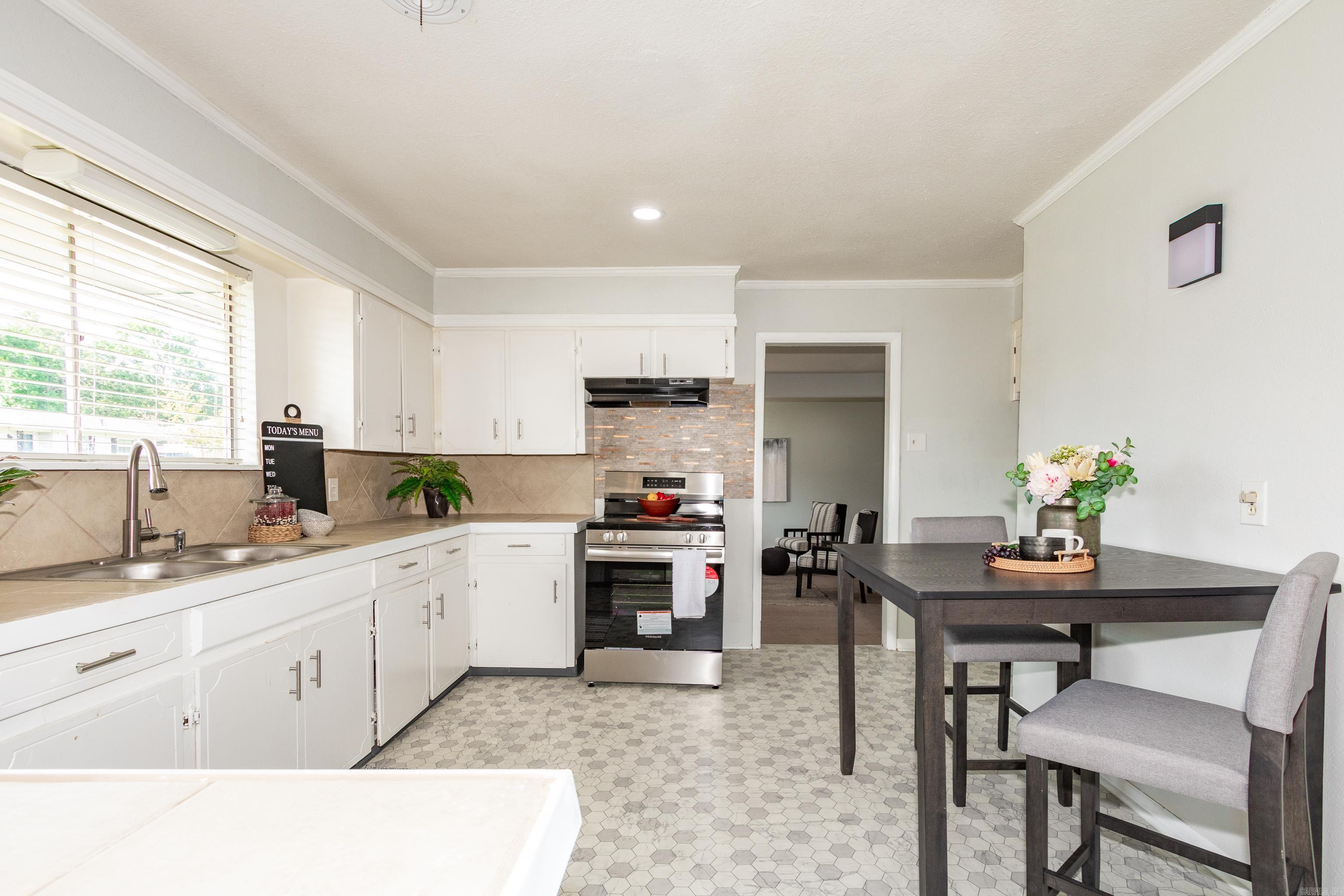 VALLEY VIEW - Residential