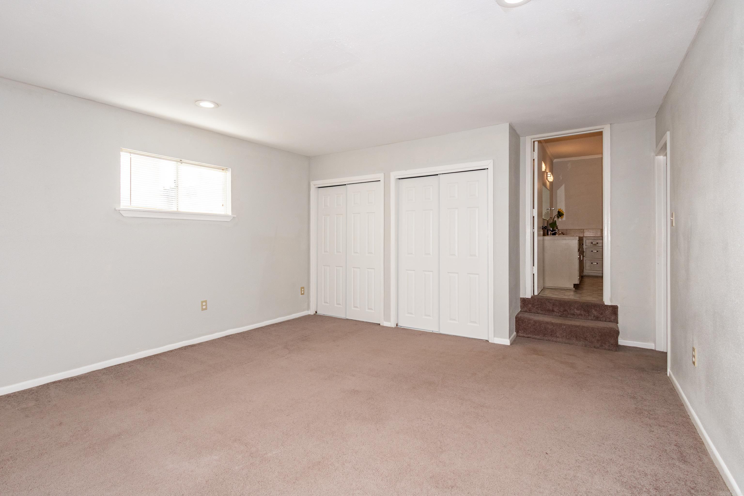 VALLEY VIEW - Residential