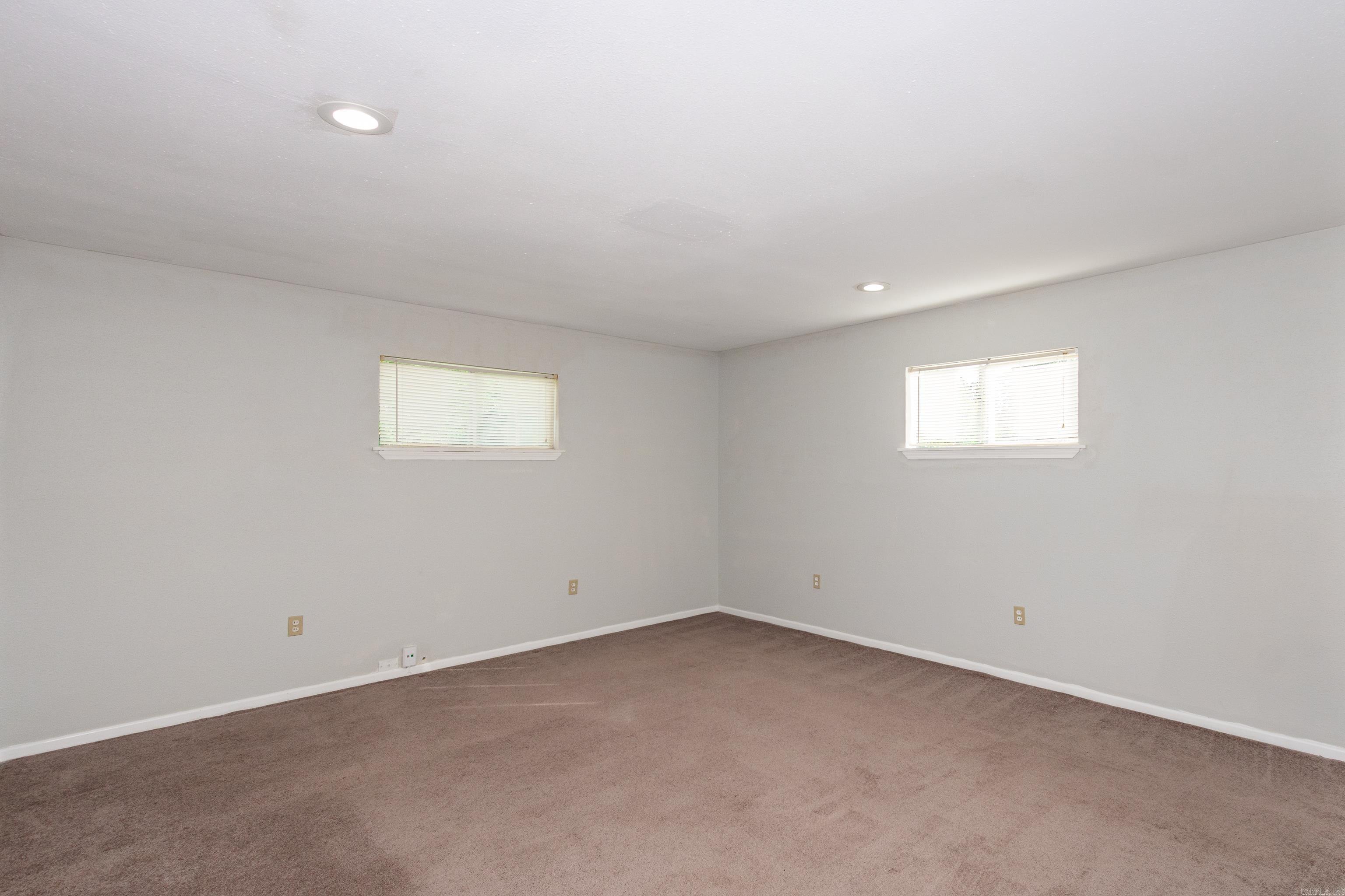 VALLEY VIEW - Residential