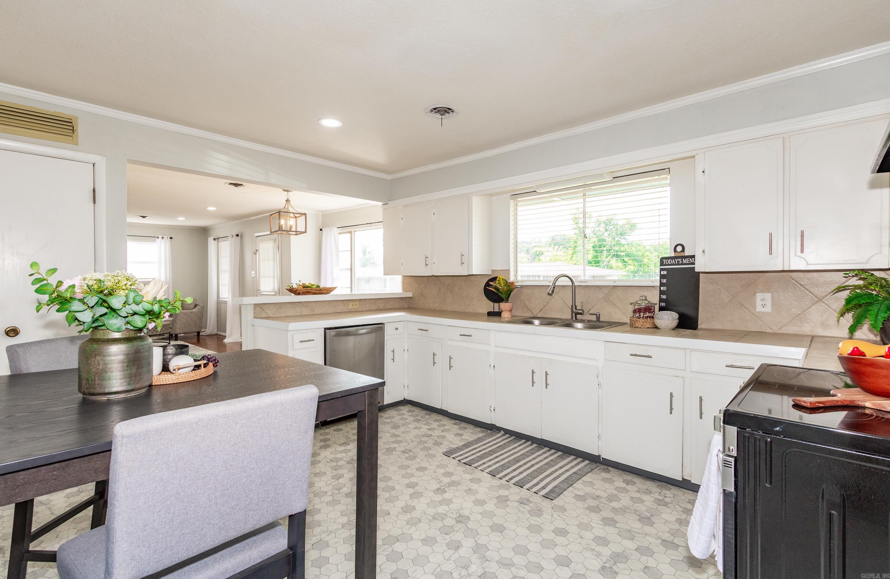 VALLEY VIEW - Residential