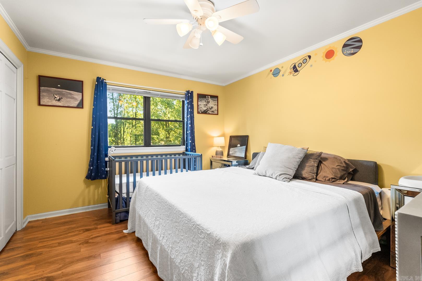 MEEKS MANOR - Residential