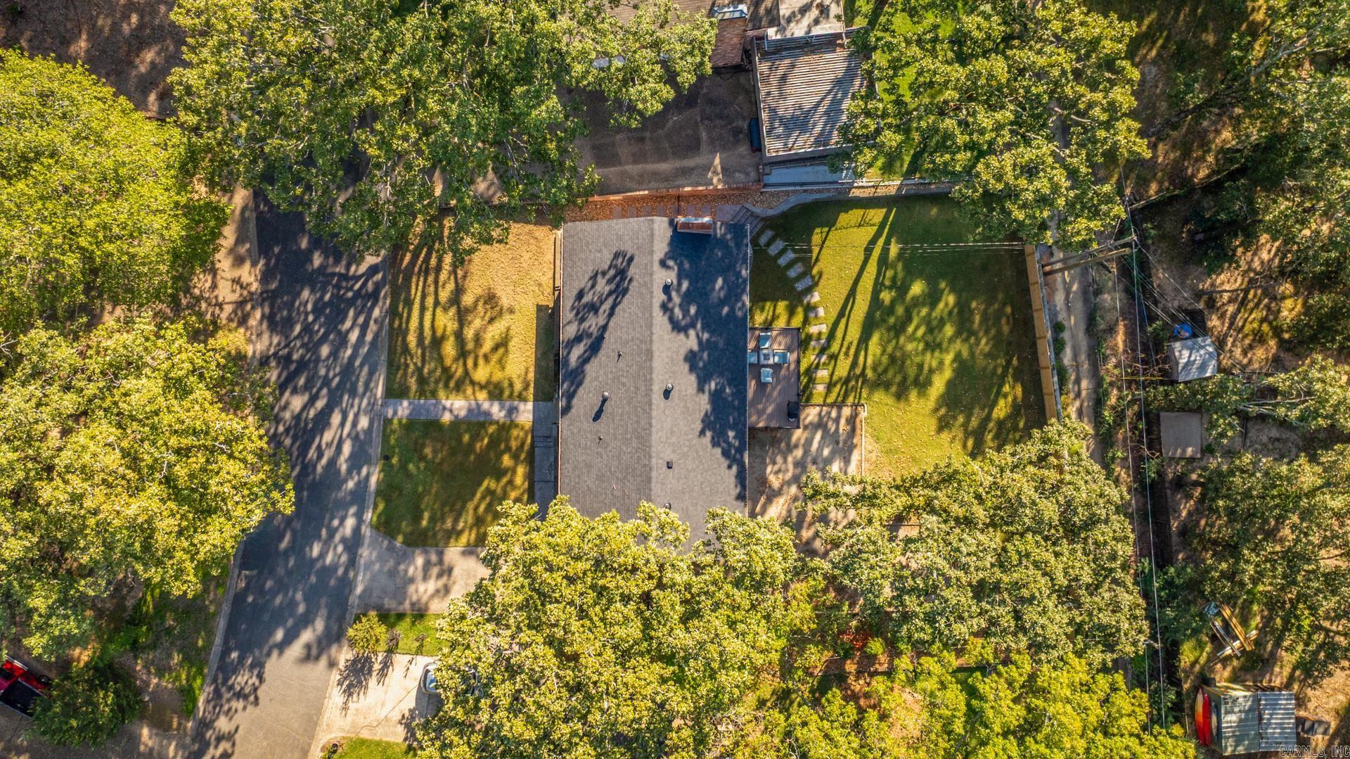 MEEKS MANOR - Residential