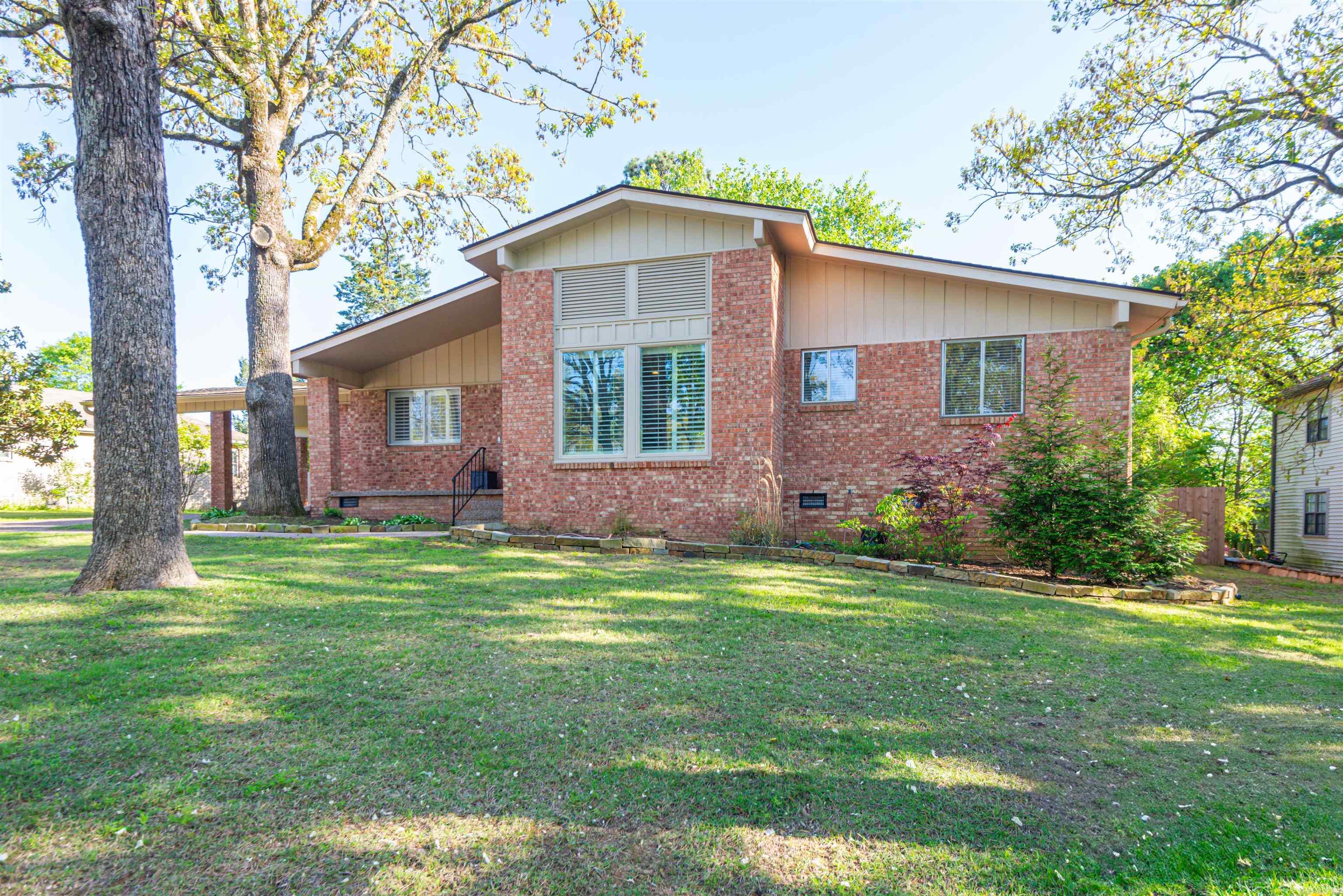 PLEASANT VALLEY - Residential