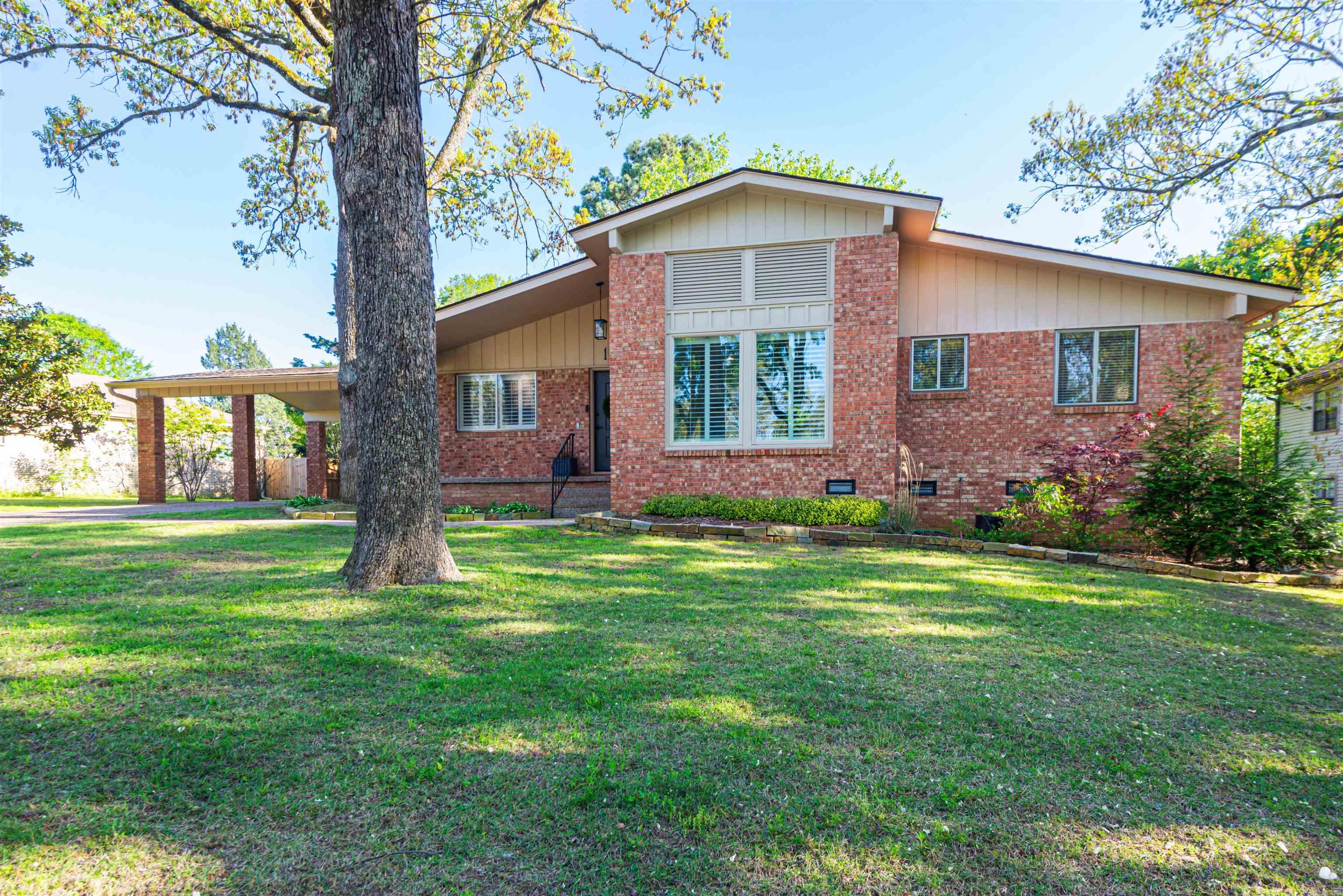 PLEASANT VALLEY - Residential