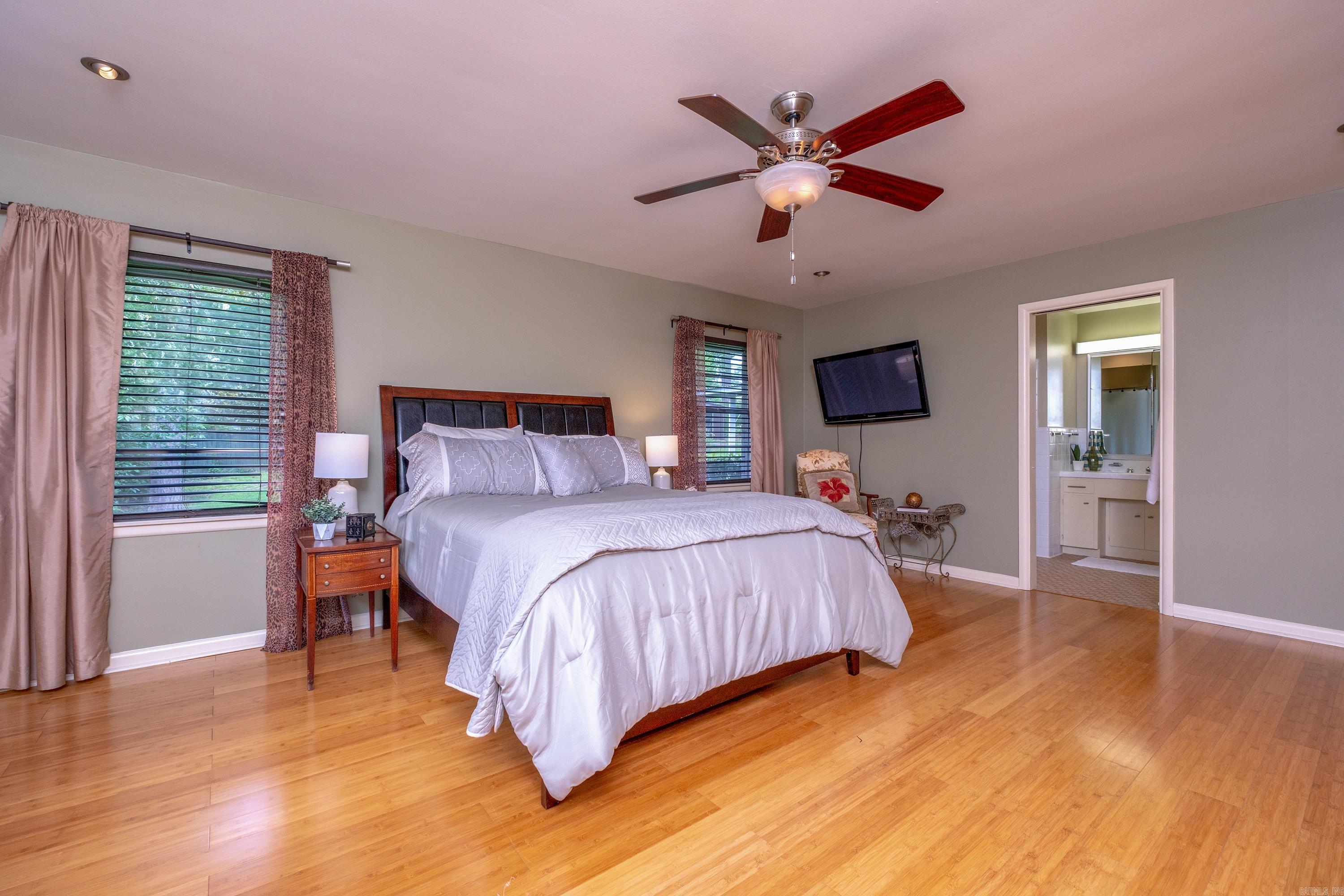 PLAZA HEIGHTS - Residential