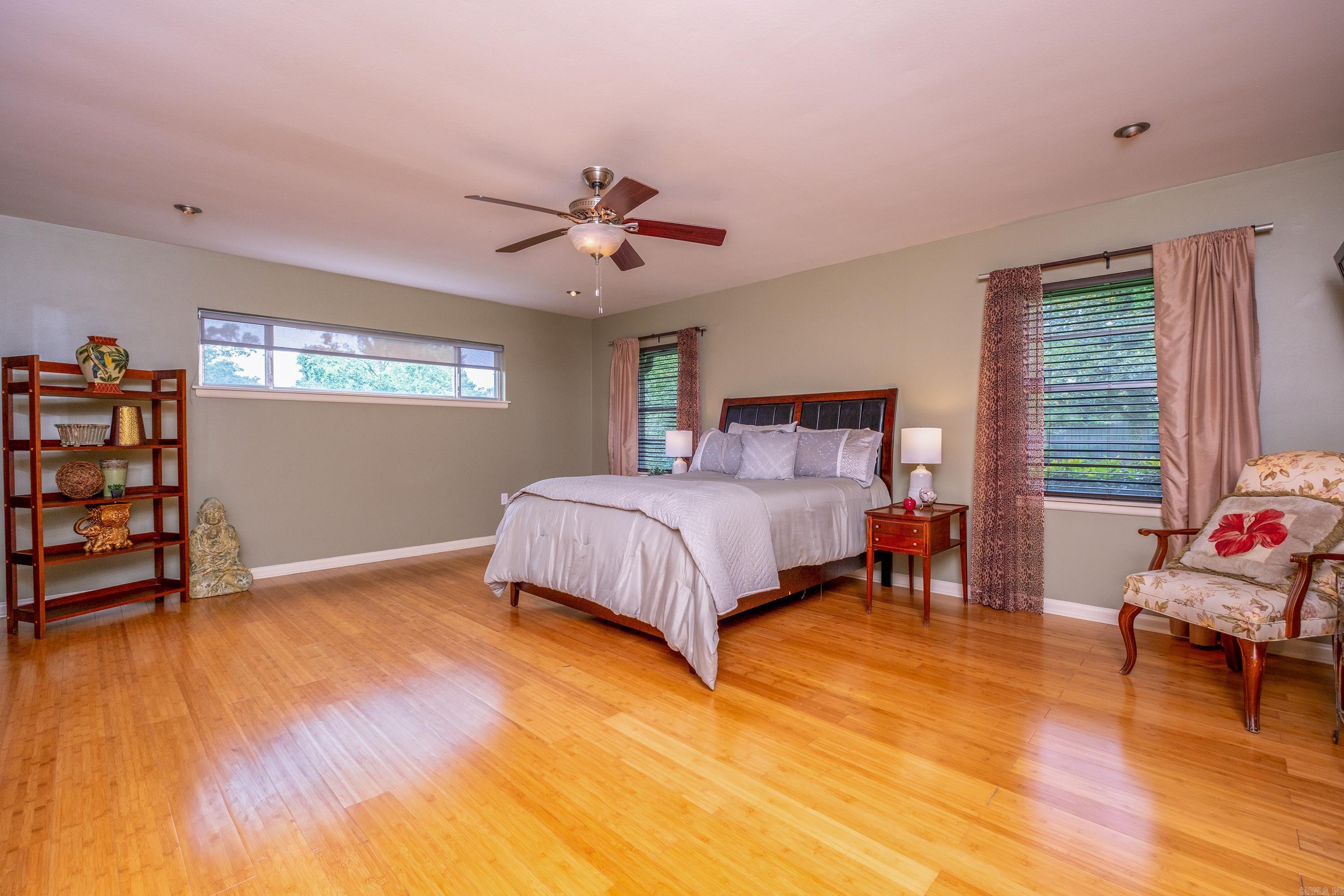 PLAZA HEIGHTS - Residential