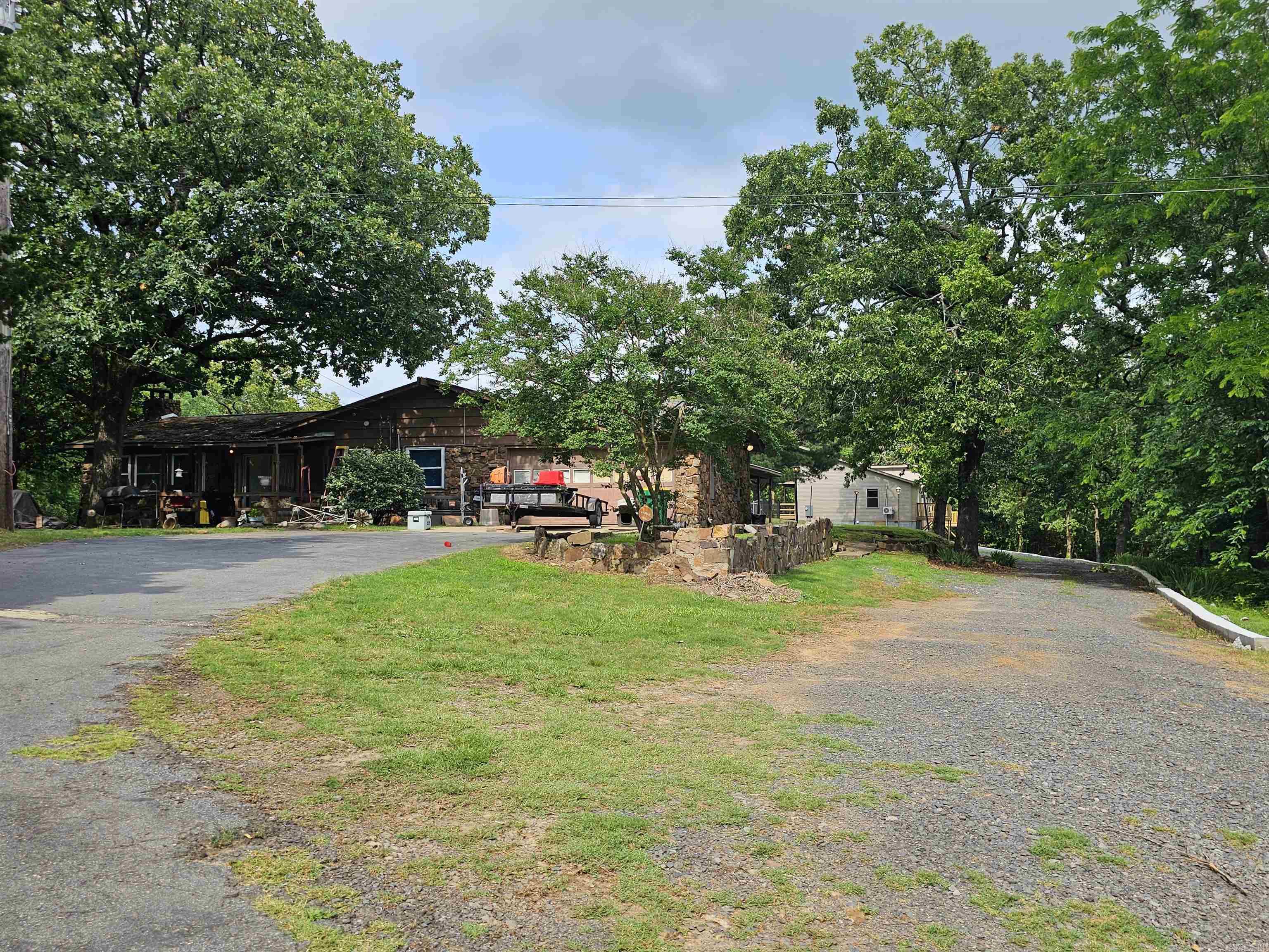 Metes & Bounds - Residential Income