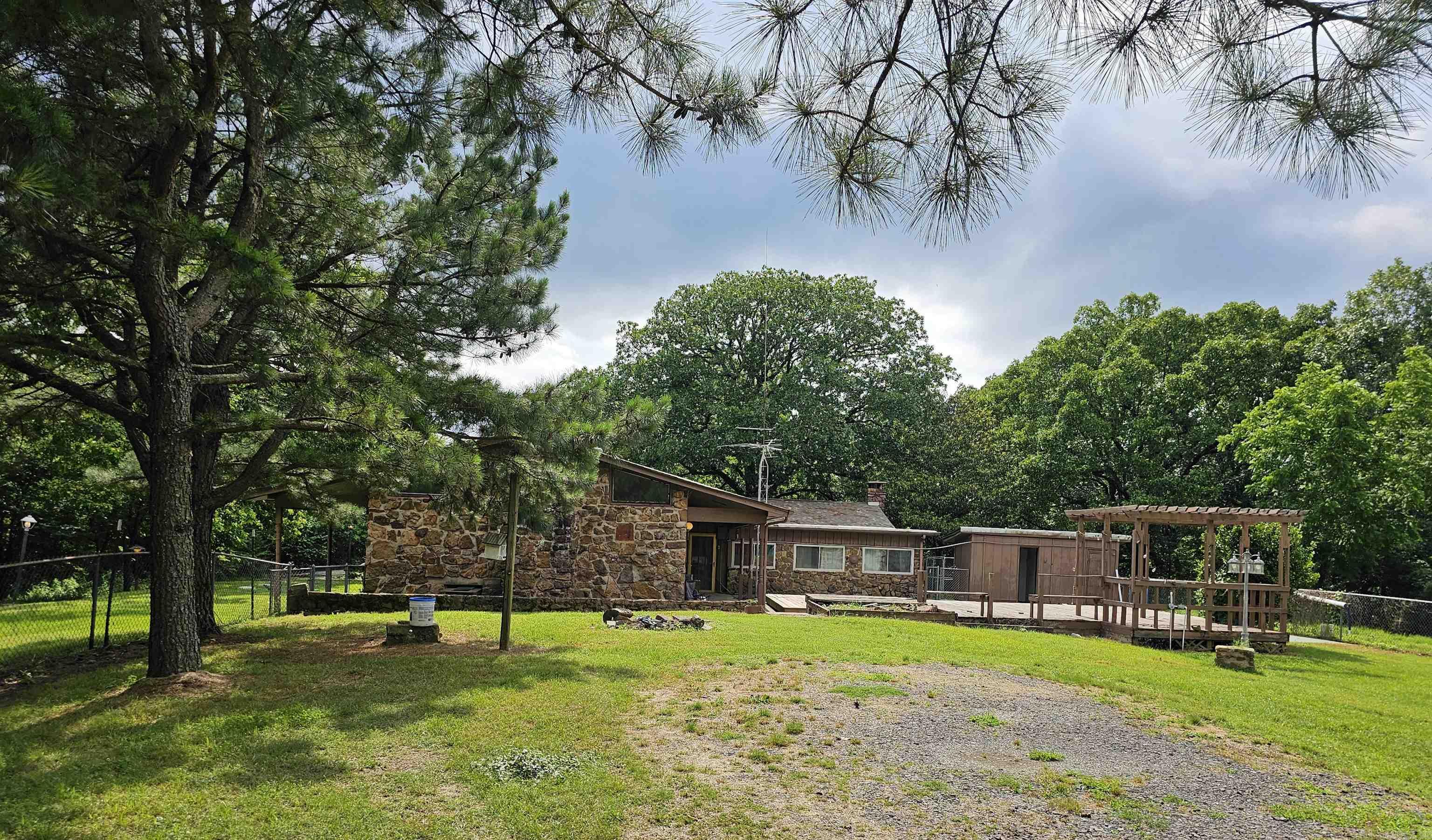 Metes & Bounds - Residential Income