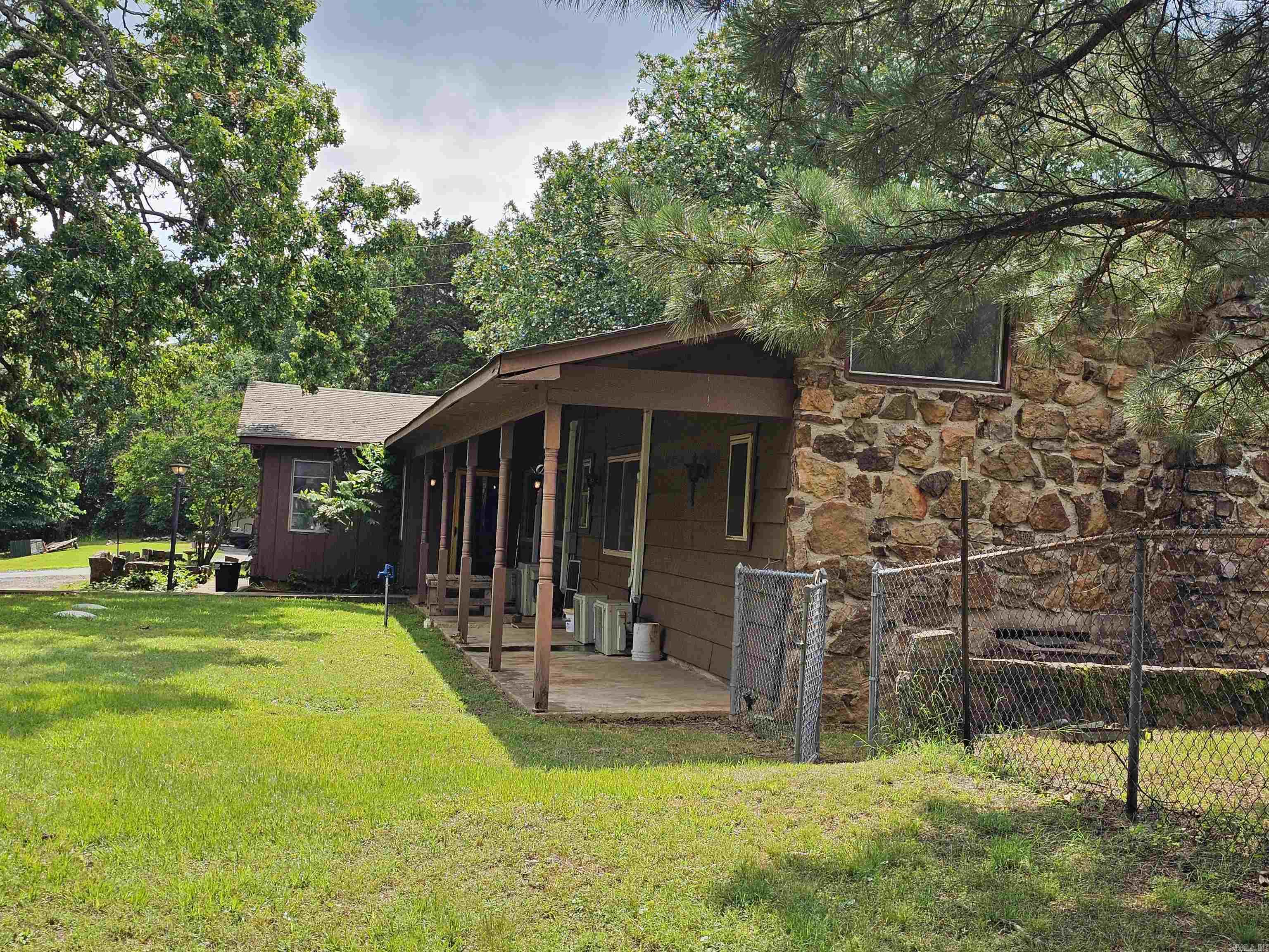 Metes & Bounds - Residential Income