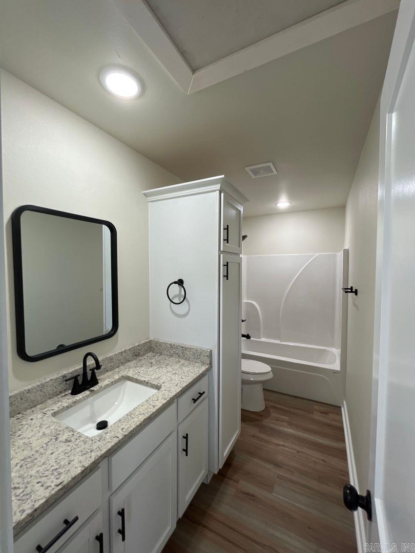 Metes & Bounds - Residential Income