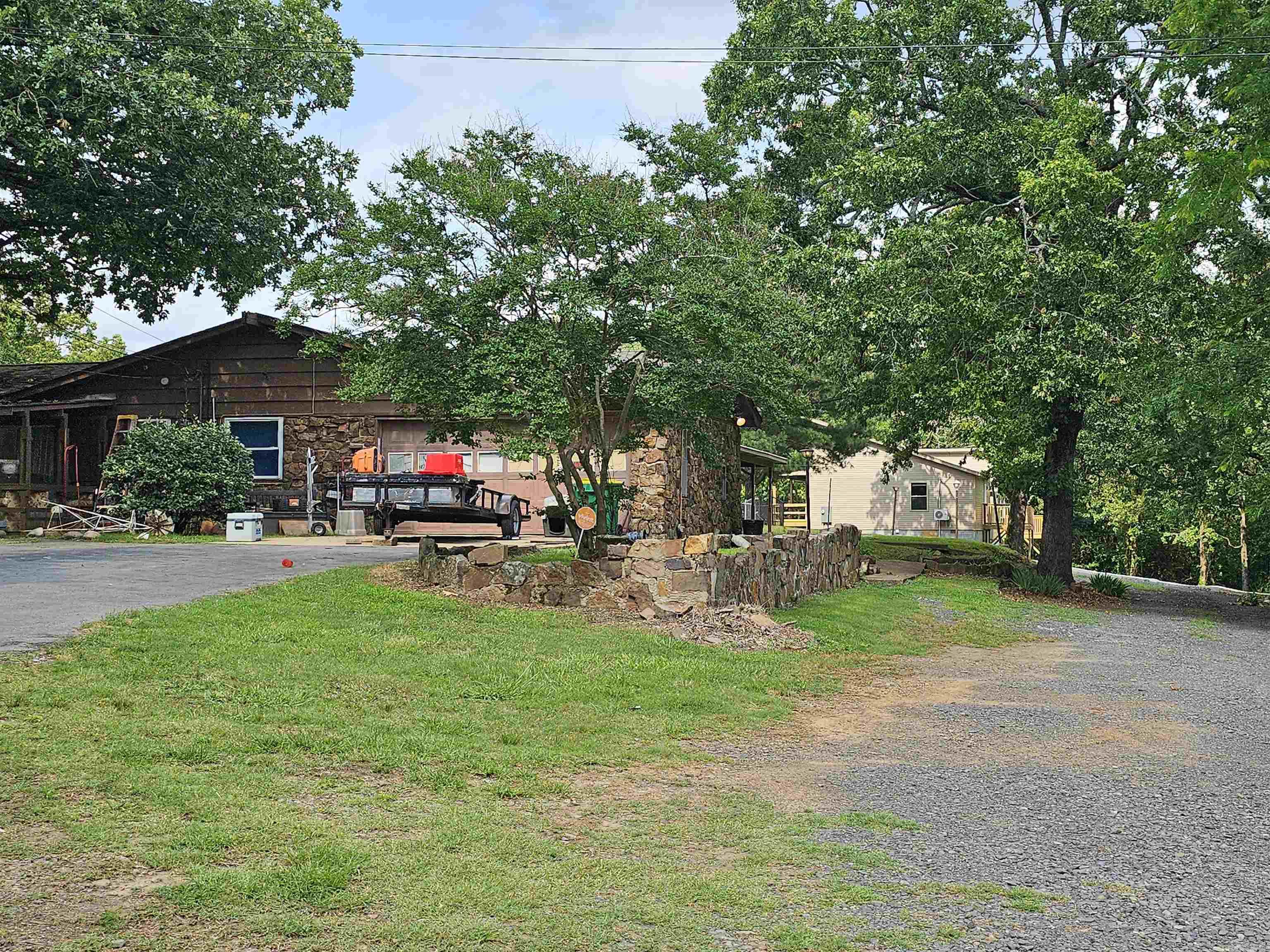 Metes & Bounds - Residential Income