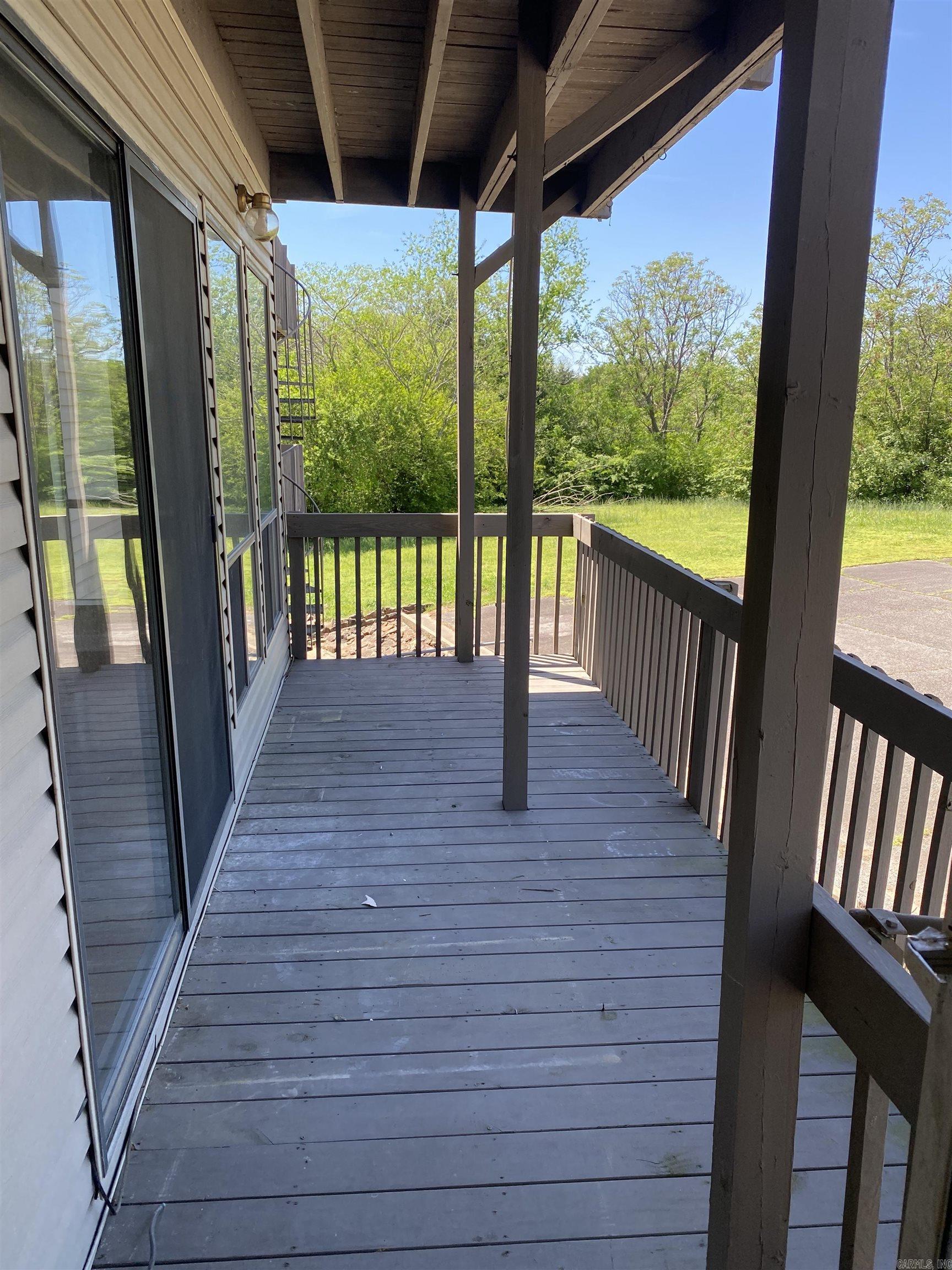 EAST OF EDEN COVE (H.P.R.) - Residential