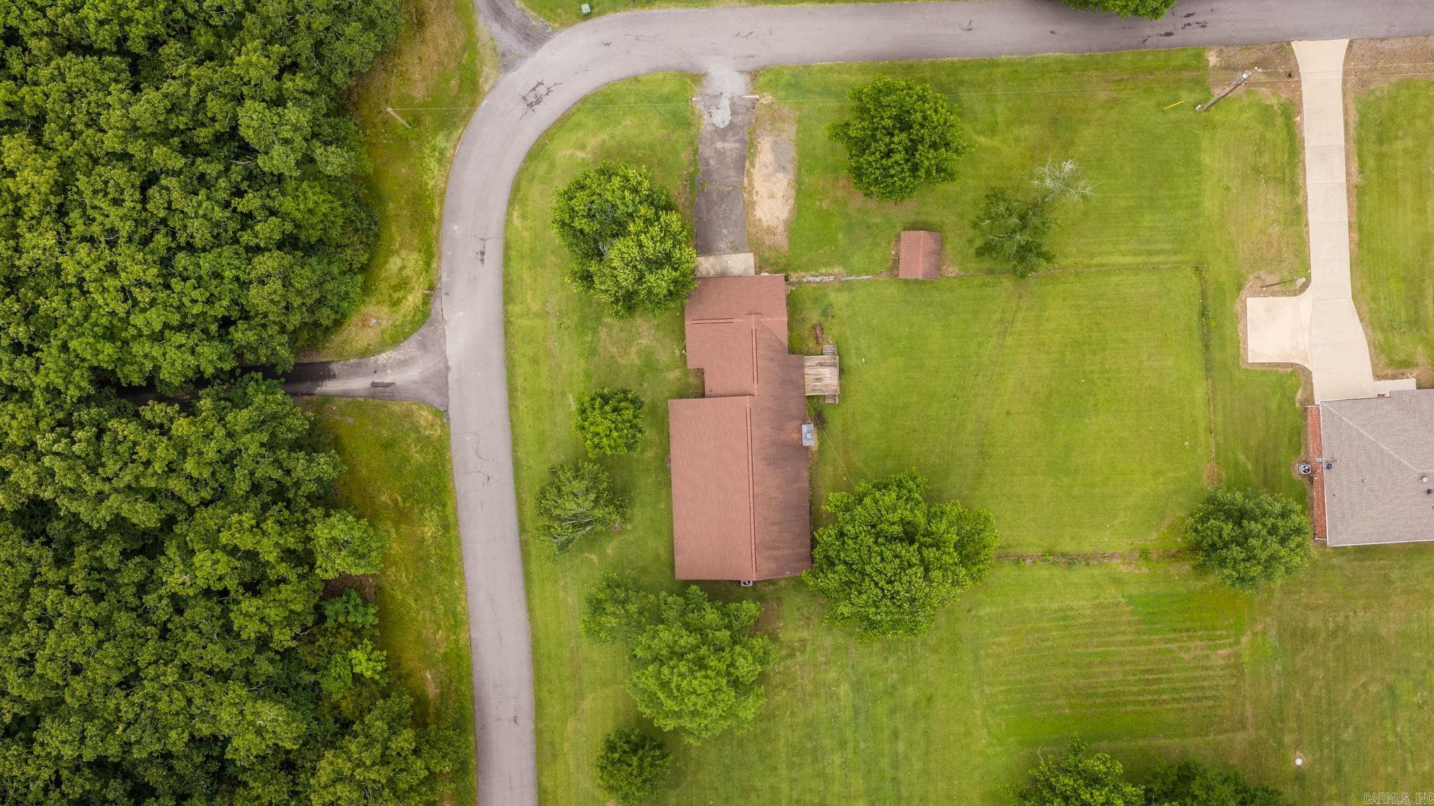 CREEKSIDE COUNTRY - Residential