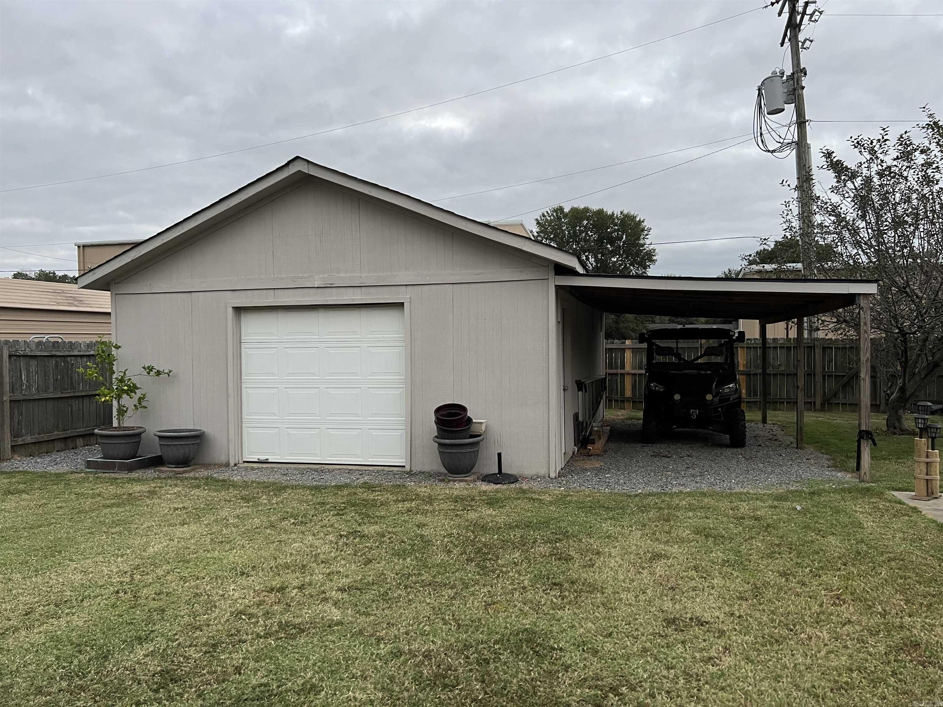 Pennys Mcccken - Residential