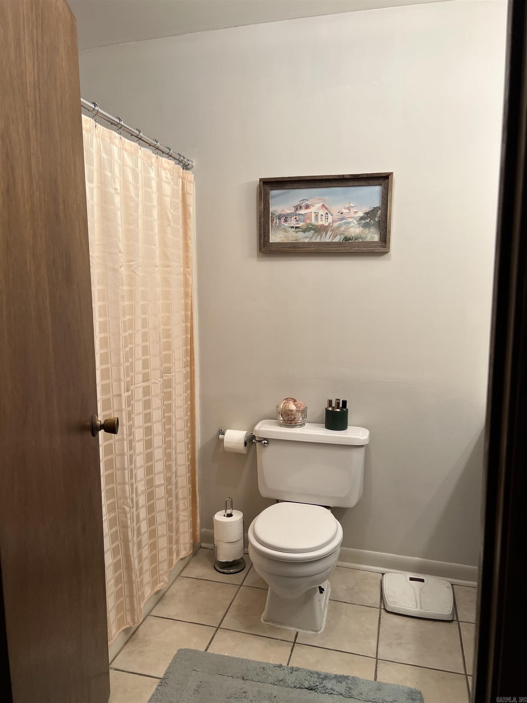 Pennys Mcccken - Residential