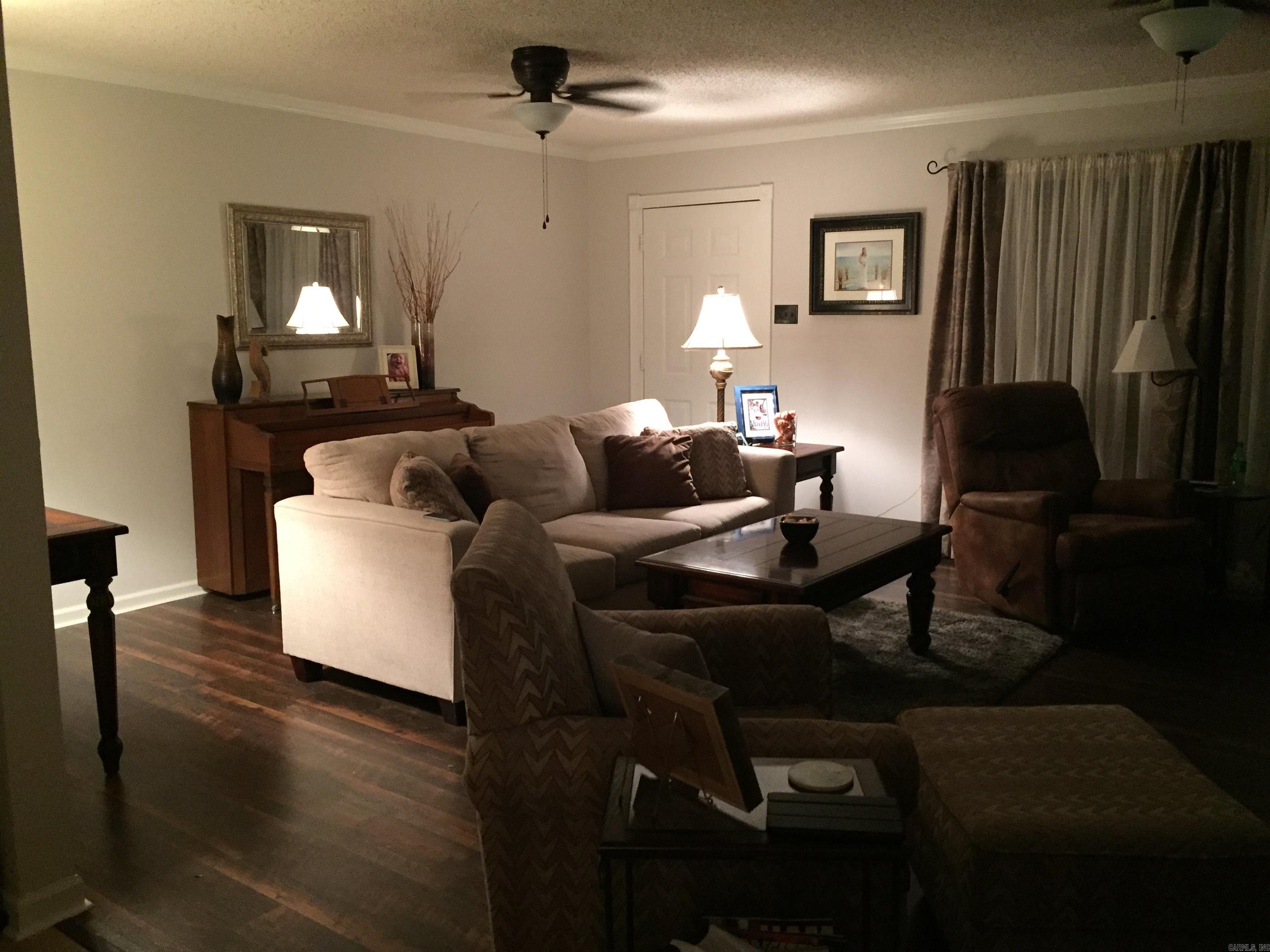 Pennys Mcccken - Residential