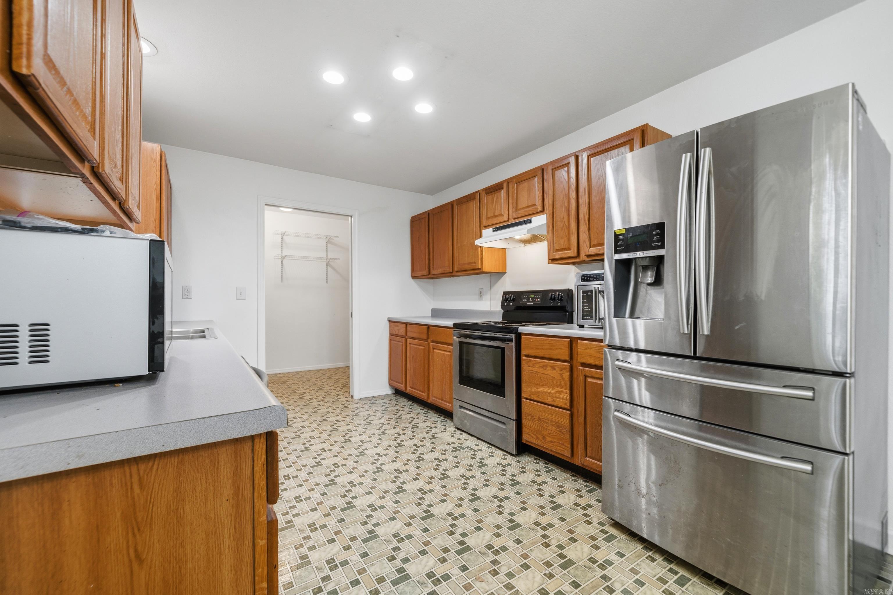HARMONY HILLS - Residential
