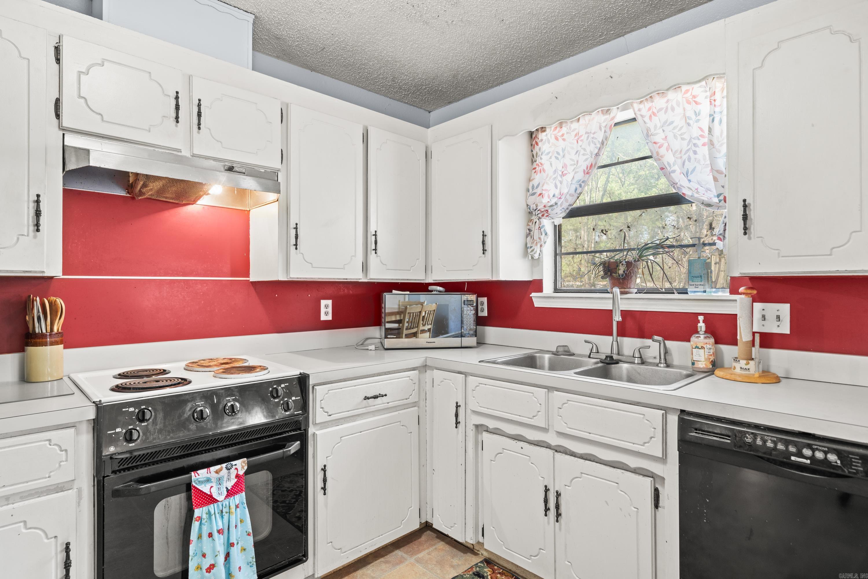 CHAPPELL HILL RESURVEY - Residential